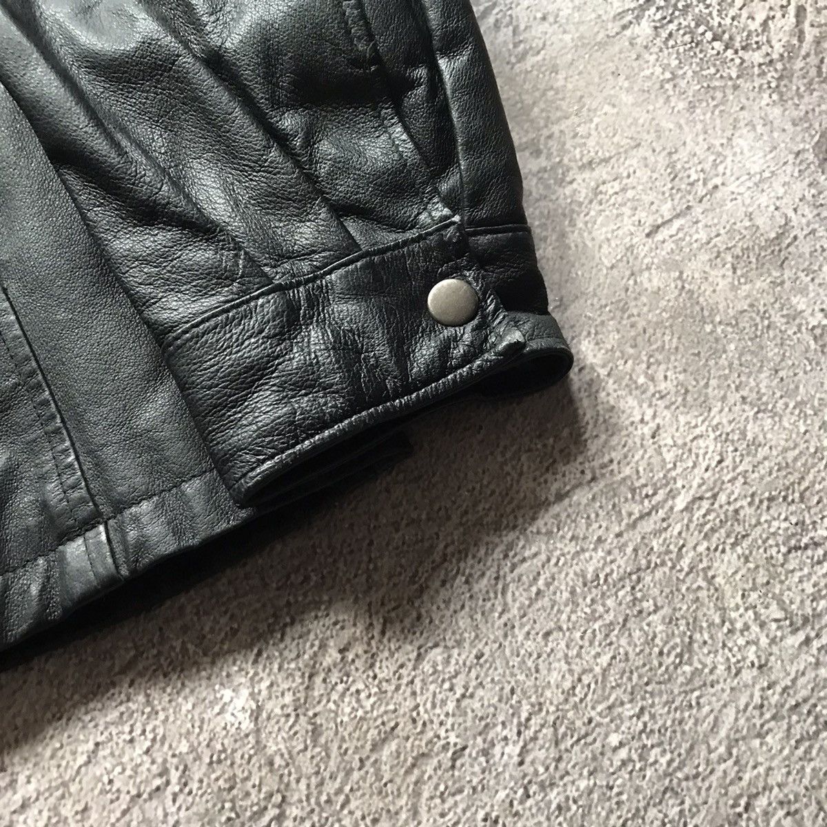 Genuine Leather Vintage Y2K Black Leather Jacket Streetwear Grunge 90s L Size US L / EU 52-54 / 3 - 5 Thumbnail