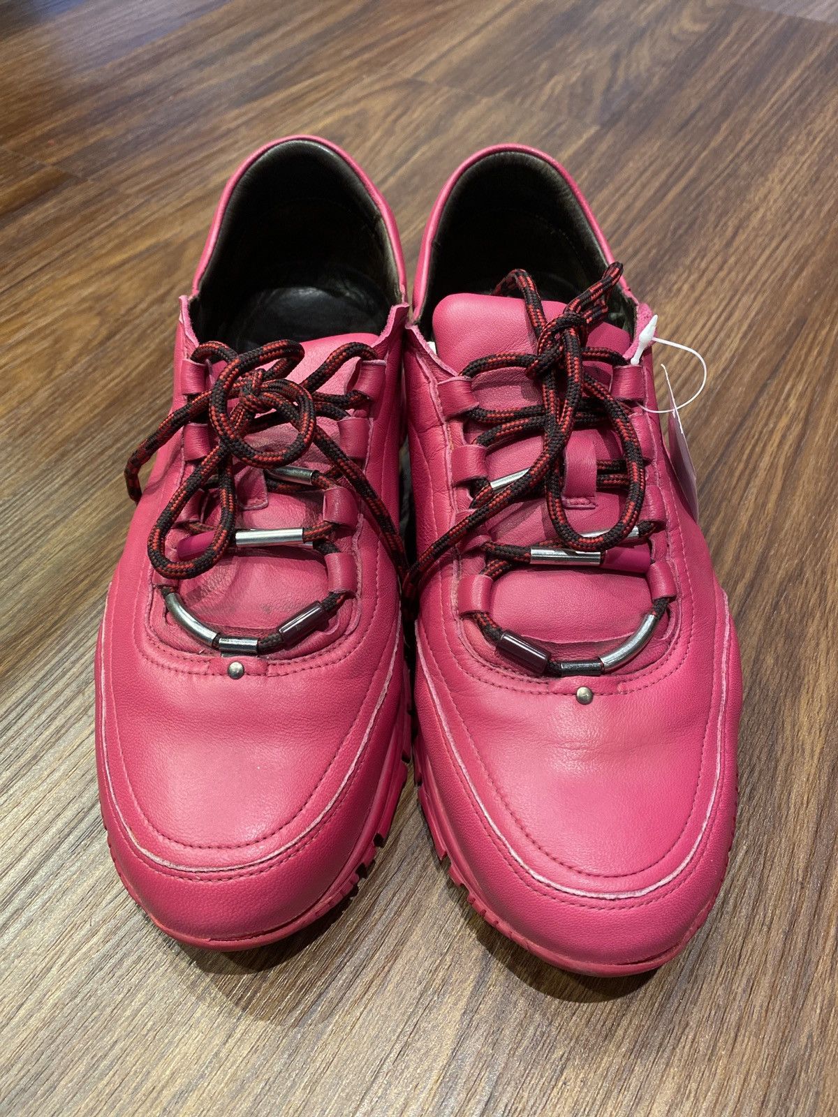 Lanvin Pink Leather Lace Up Sneakers Size 42