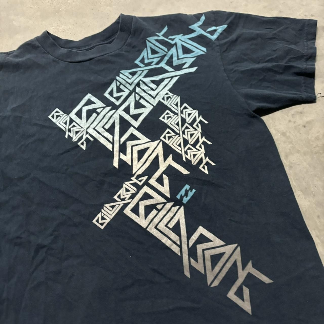 Billabong × Vintage Crazy Vintage Y2K/2000s Grunge Cyber Billabong Surf Skater Graphic Tee! Size US L / EU 52-54 / 3 - 2 Thumbnail