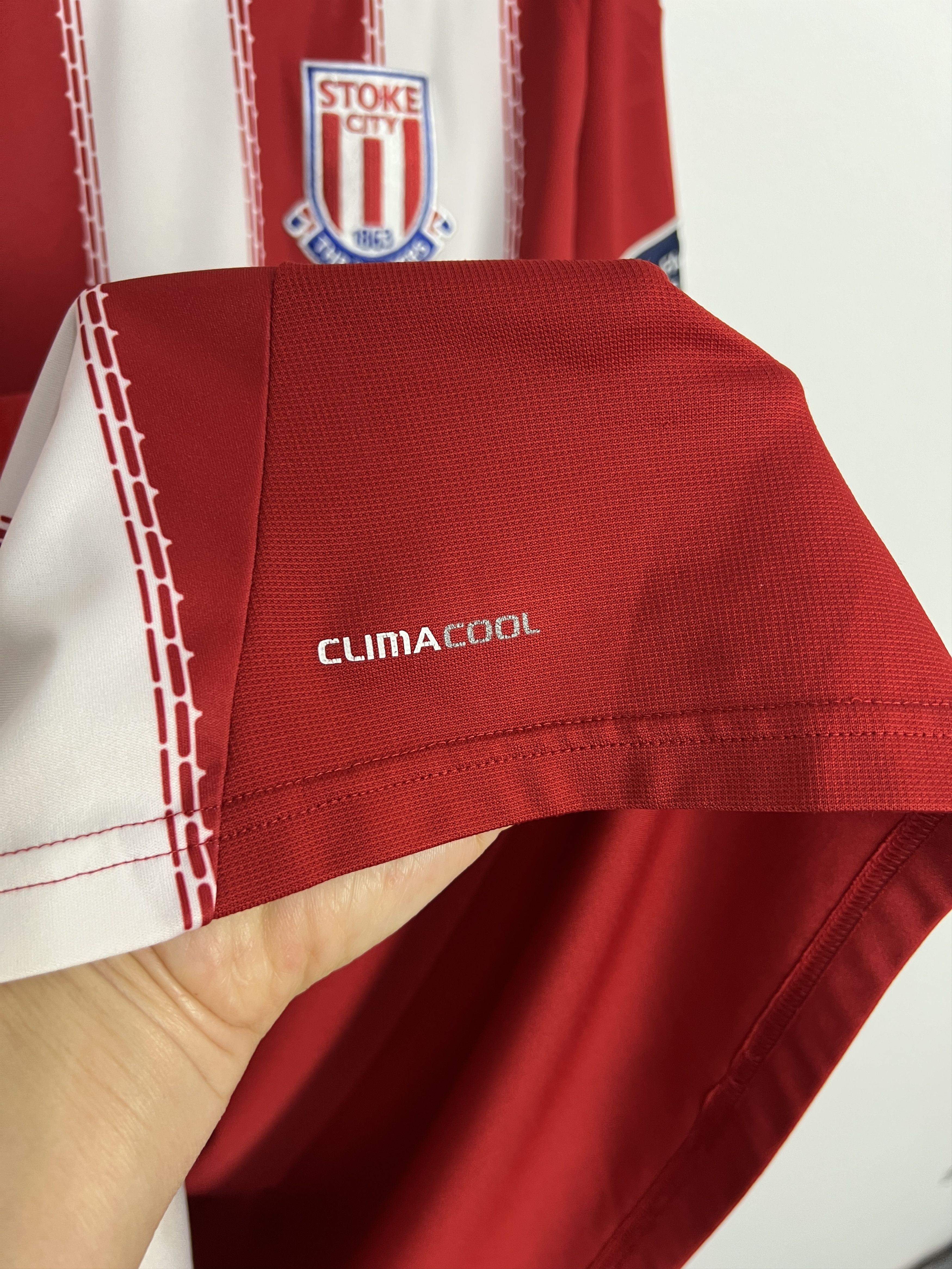 Adidas Stoke City Home football shirt Player Issue #4 Pugh Jersey Size US XXL / EU 58 / 5 - 5 Thumbnail