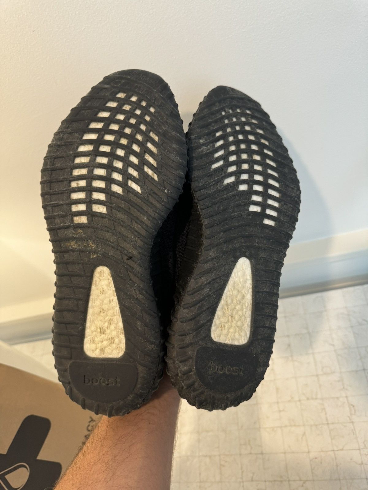 Yeezy Adidas Yeezy boost 350 V2 low onyx Size US 11.5 / EU 44-45 - 7 Thumbnail