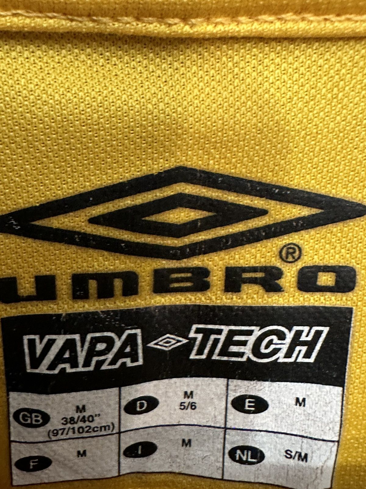 Vintage #7 LARSSON Celtic Umbro Tee Scottish Premier League 2001/02 Size US M / EU 48-50 / 2 - 8 Thumbnail