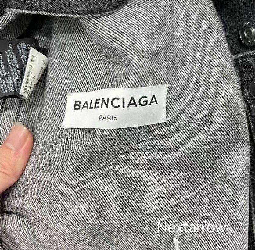 Balenciaga Balenciaga destroys denim jacket 2410-Nextarrow Size US S / EU 44-46 / 1 - 2 Thumbnail
