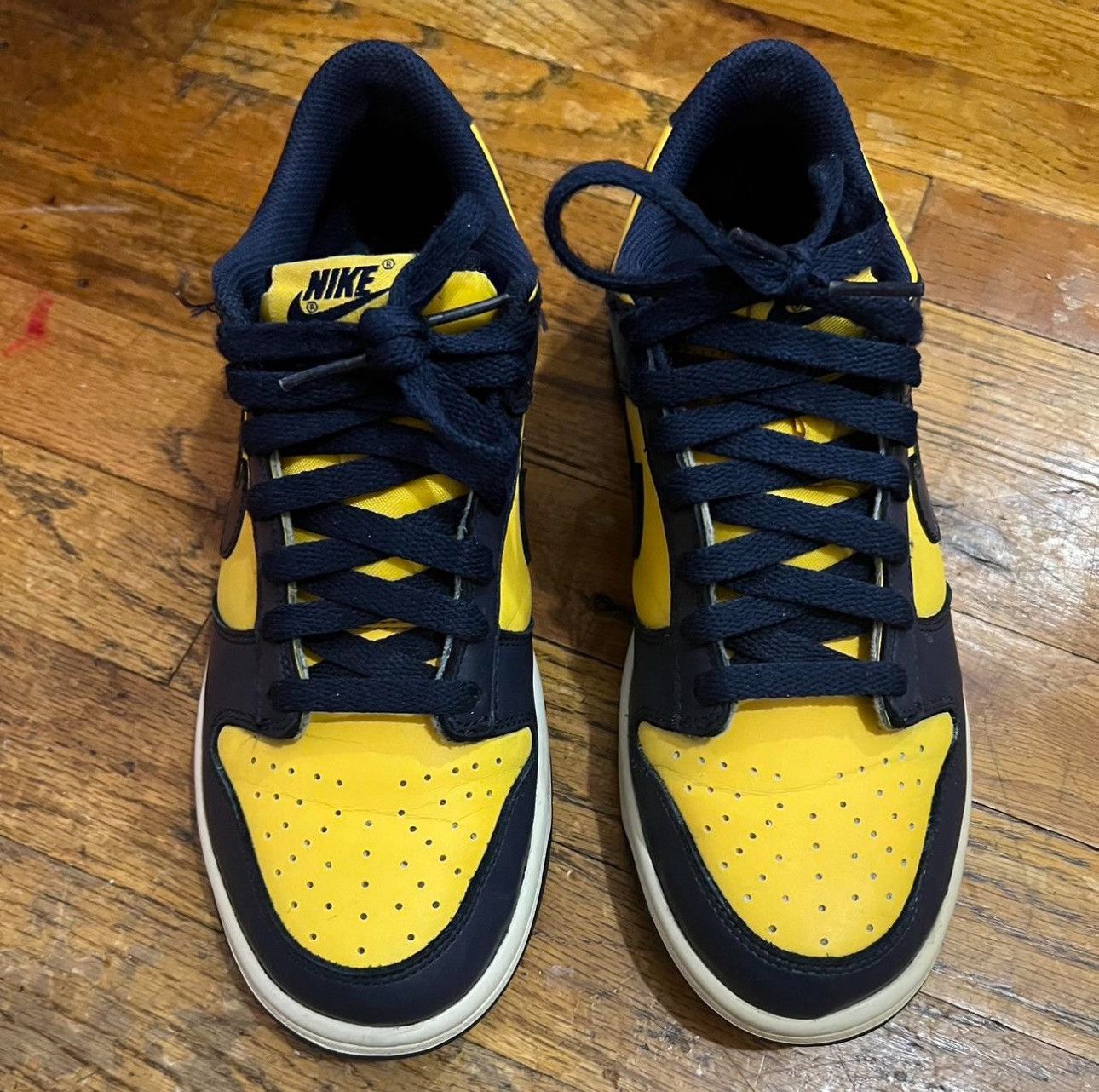 Nike Michigan 2021 Nike Dunk Low Size US 6.5 / EU 39-40 - 2 Thumbnail