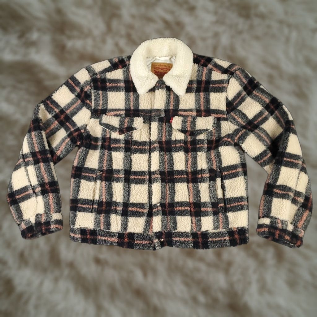 Levi's Levi's Jacket Womens Size Small Beige Plaid Fleece Sherpa Bomber Coat Short Regular Classic Modern American Size S / US 4 / IT 40 - 1 Thumbnail