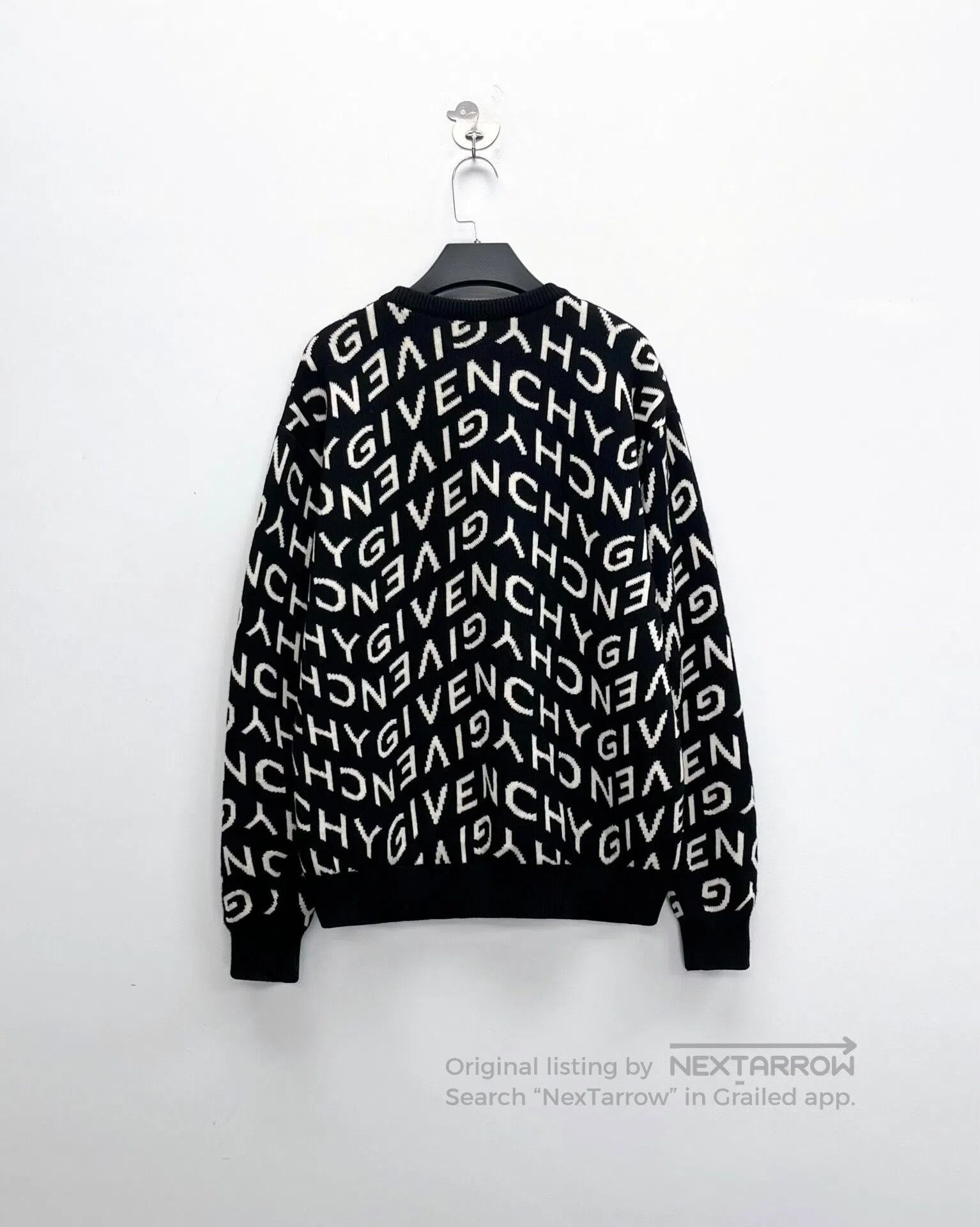 Givenchy black and white logo knit sweater. Size US L / EU 52-54 / 3 - 4 Thumbnail