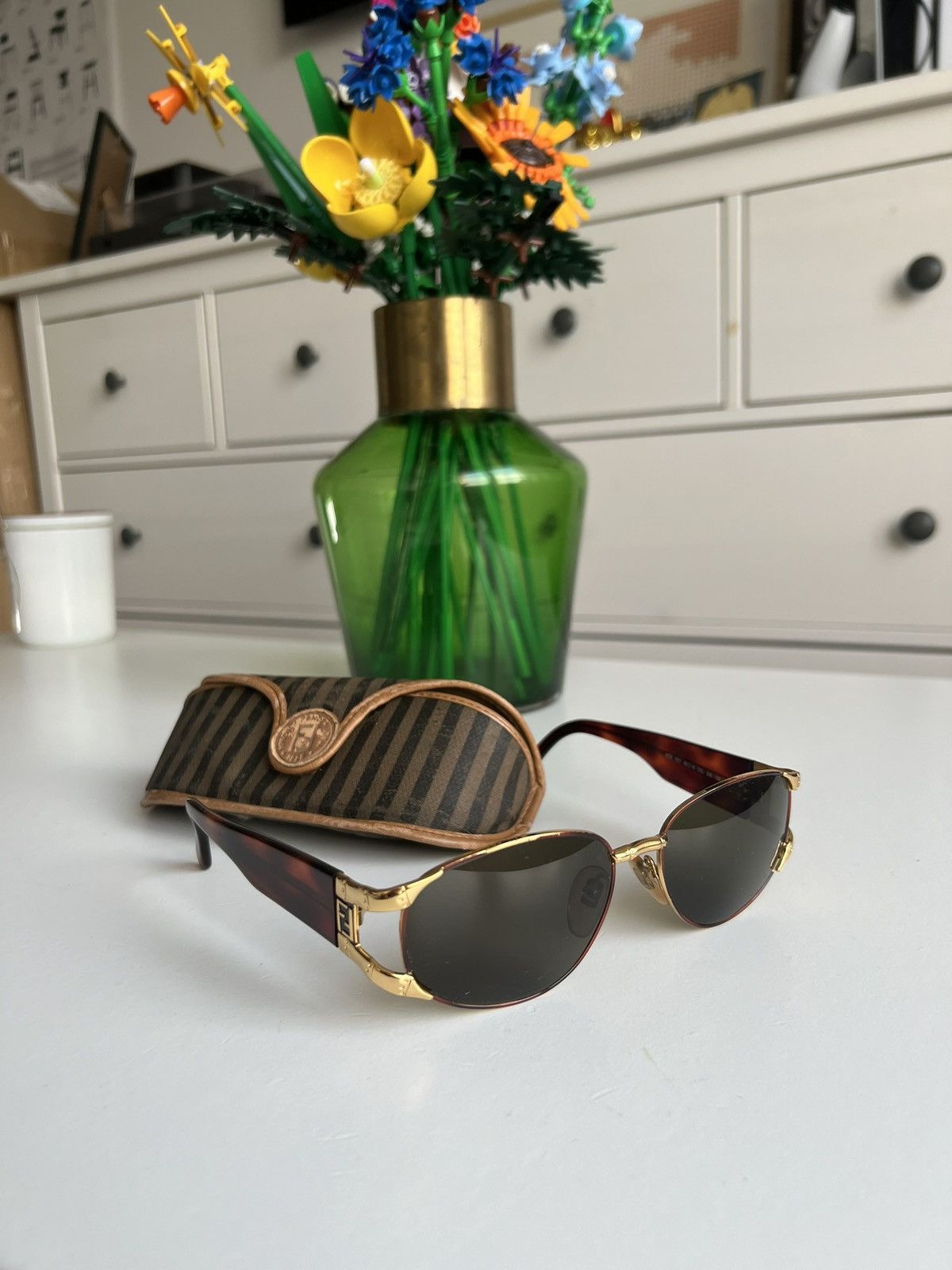 Vintage outlet FENDI sunglasses