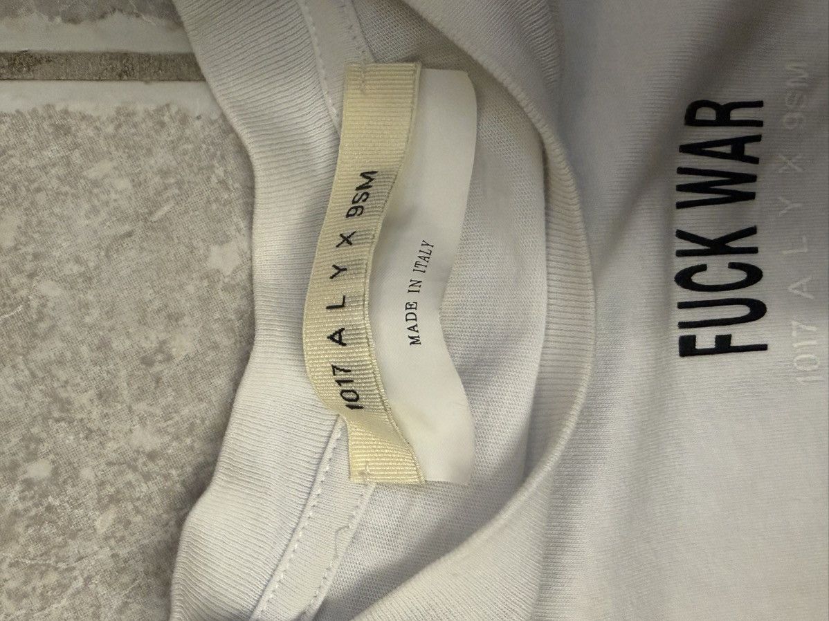 1017 ALYX 9SM 1017 ALYX X 9SM "FUCK WAR" Tee Size US XS / EU 42 / 0 - 2 Thumbnail