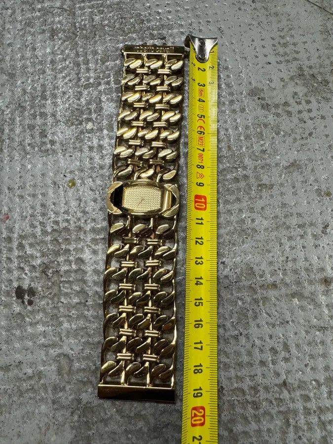 Roberto Cavalli 2000s Roberto Cavalli Chain Linked Gold Contemporary Watch Size ONE SIZE - 10 Thumbnail