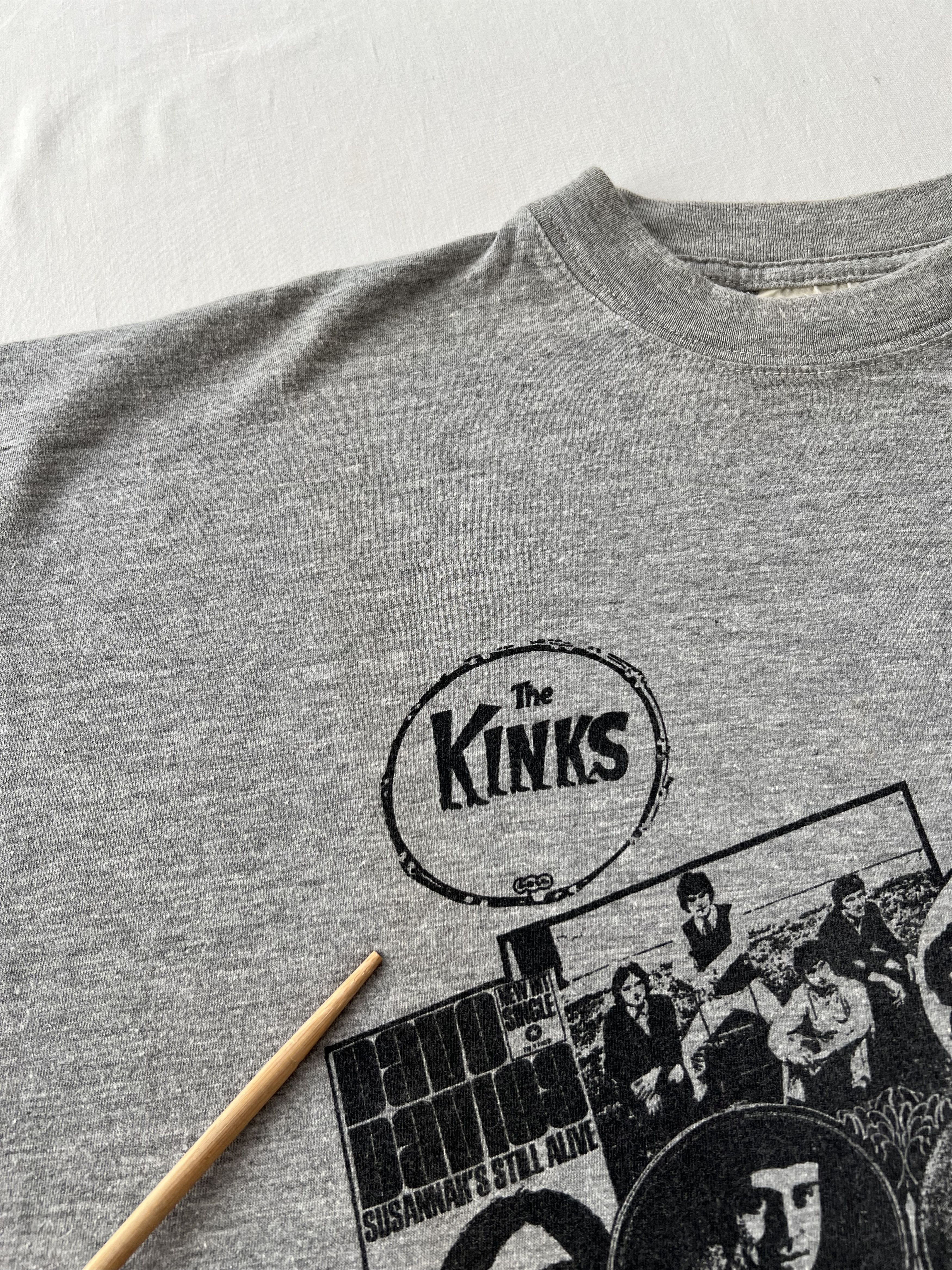 Band Tees Vintage 90s The Kinks Dave Davies Susannah's Still Alive Tee Size US XL / EU 56 / 4 - 7 Thumbnail