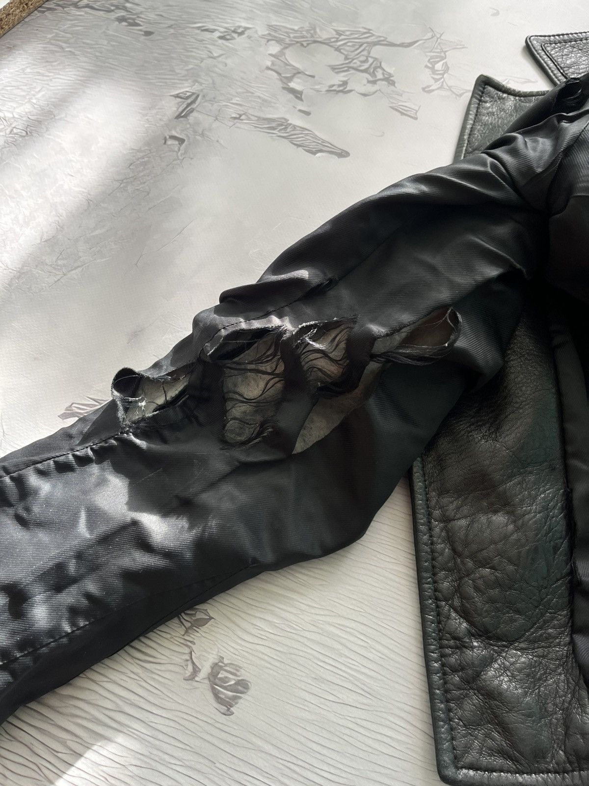 Balenciaga Balenciaga Vintage Leather Moto Jacket Luxury Black Size XS / US 0-2 / IT 36-38 - 18 Thumbnail