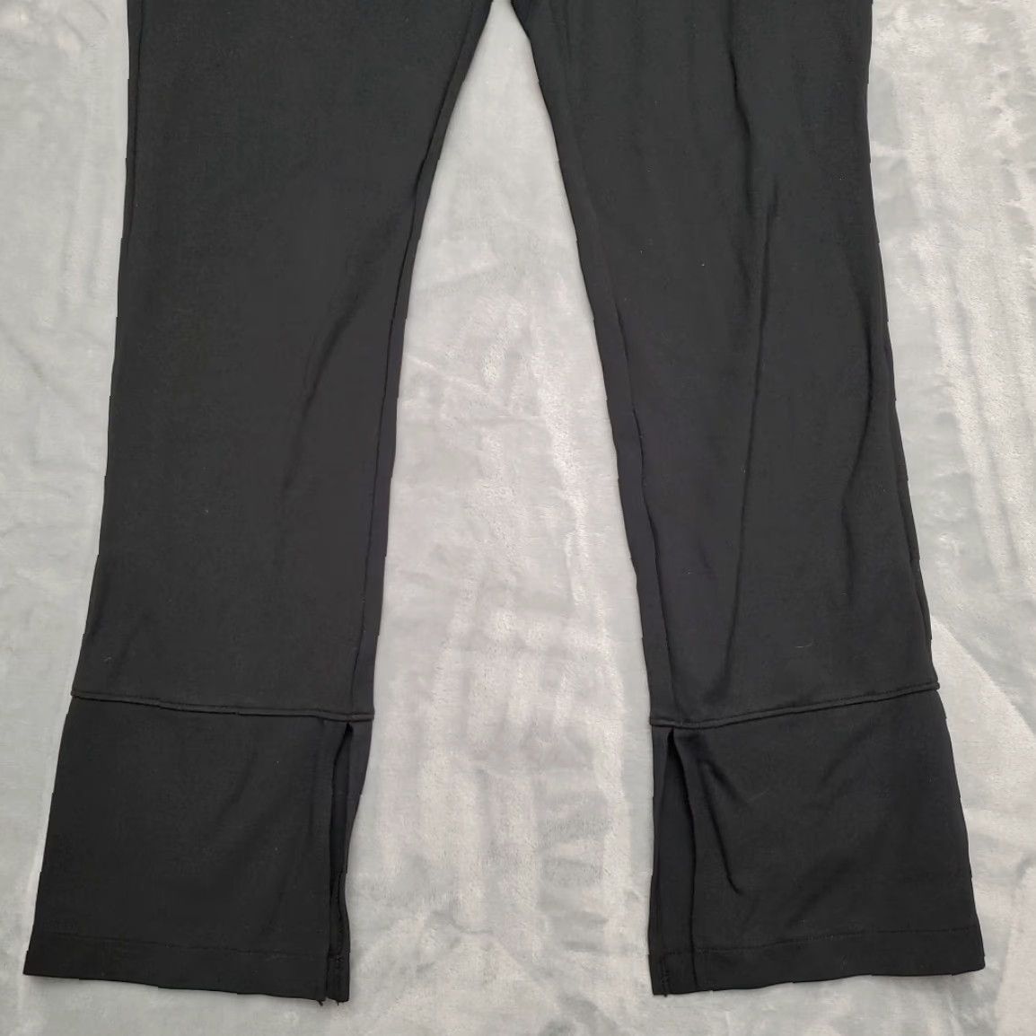 Athleta Athleta Pants Womens M Black Hermosa Stretch Flare Split Hem Pull On Athleisure Size 32" / US 10 / IT 46 - 2 Thumbnail