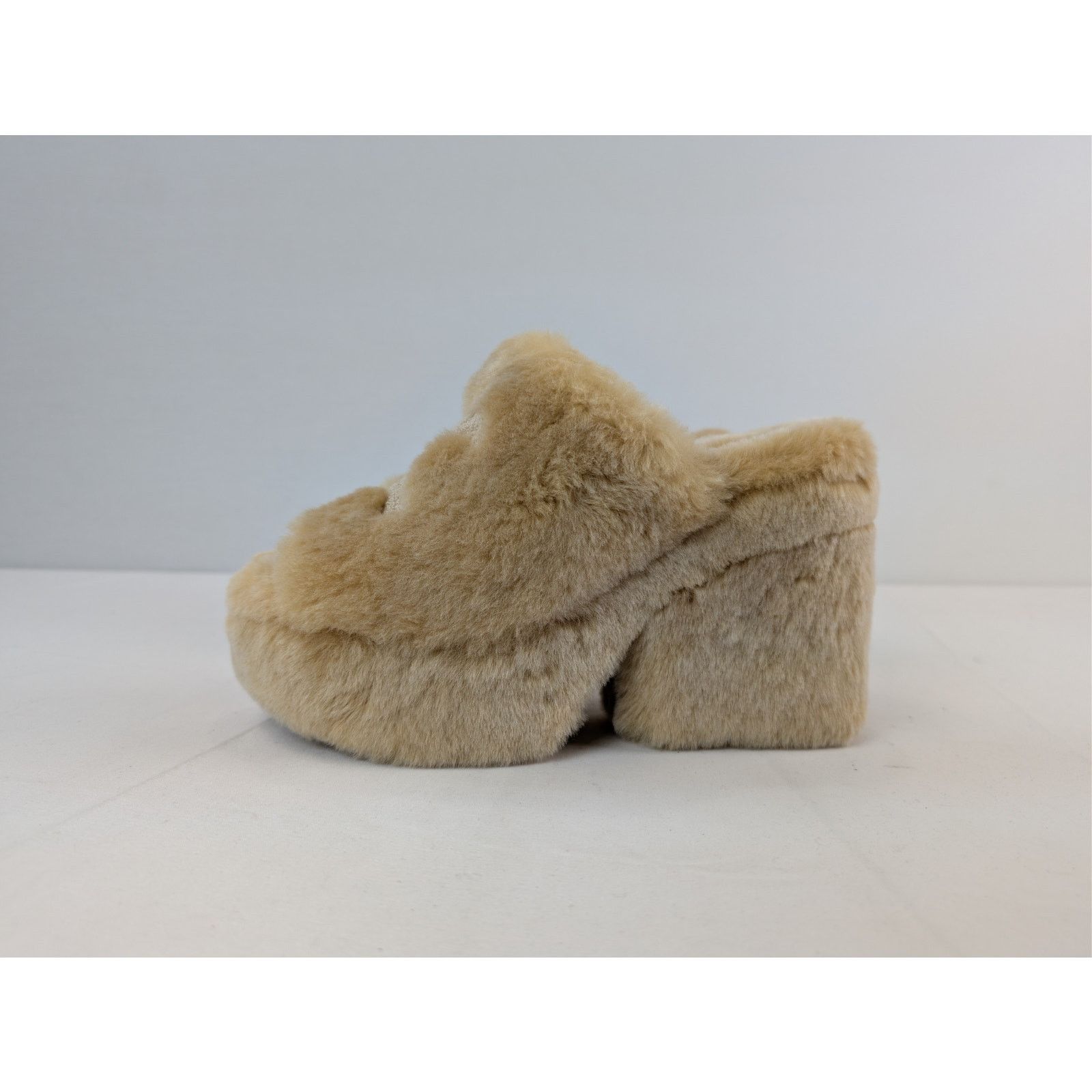 Celine o1rshd1 Elena Mule in Shearling Slide slipper sandal Havana Size US 11 / IT 41 - 9 Thumbnail