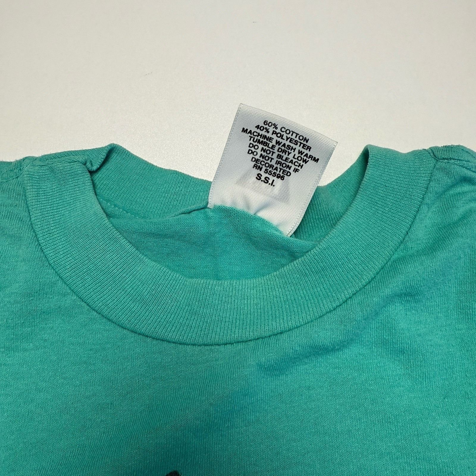 Vintage Vintage 90s Wave Round Surf T Shirt Mens XL Teal Woody Car S Size US XL / EU 56 / 4 - 15 Thumbnail