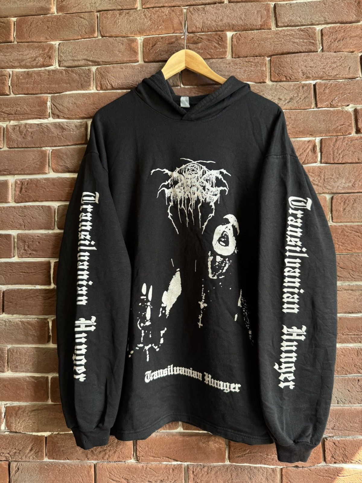 Band Tees Rare 90s DARKTHRONE Transilvanian Vintage Band Metal Hoodie Size US XL / EU 56 / 4 - 1 Thumbnail
