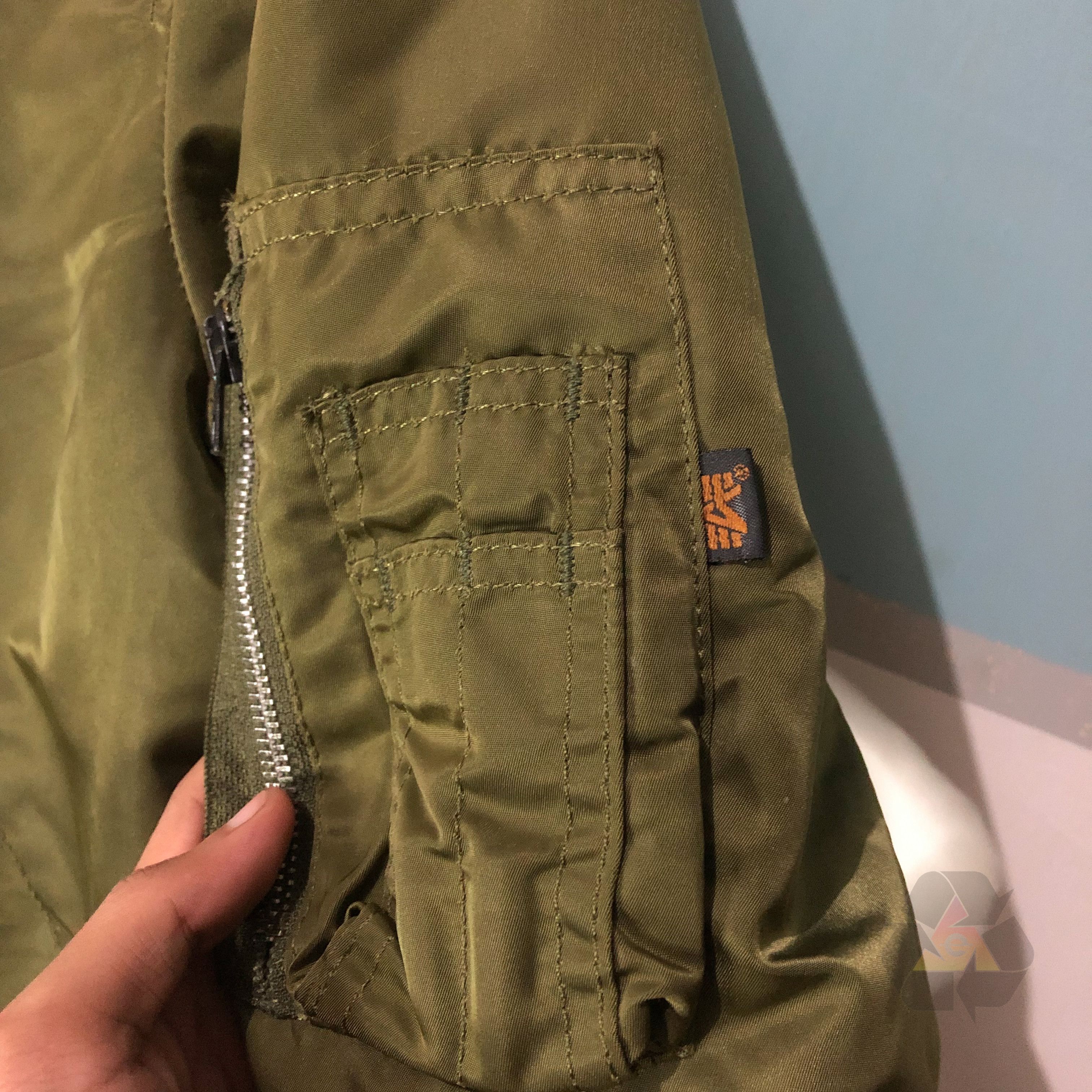 Alpha Industries Vintage Alpha Industries Flayer's Mil-J-32790J USAF MA-1 Size US L / EU 52-54 / 3 - 8 Thumbnail