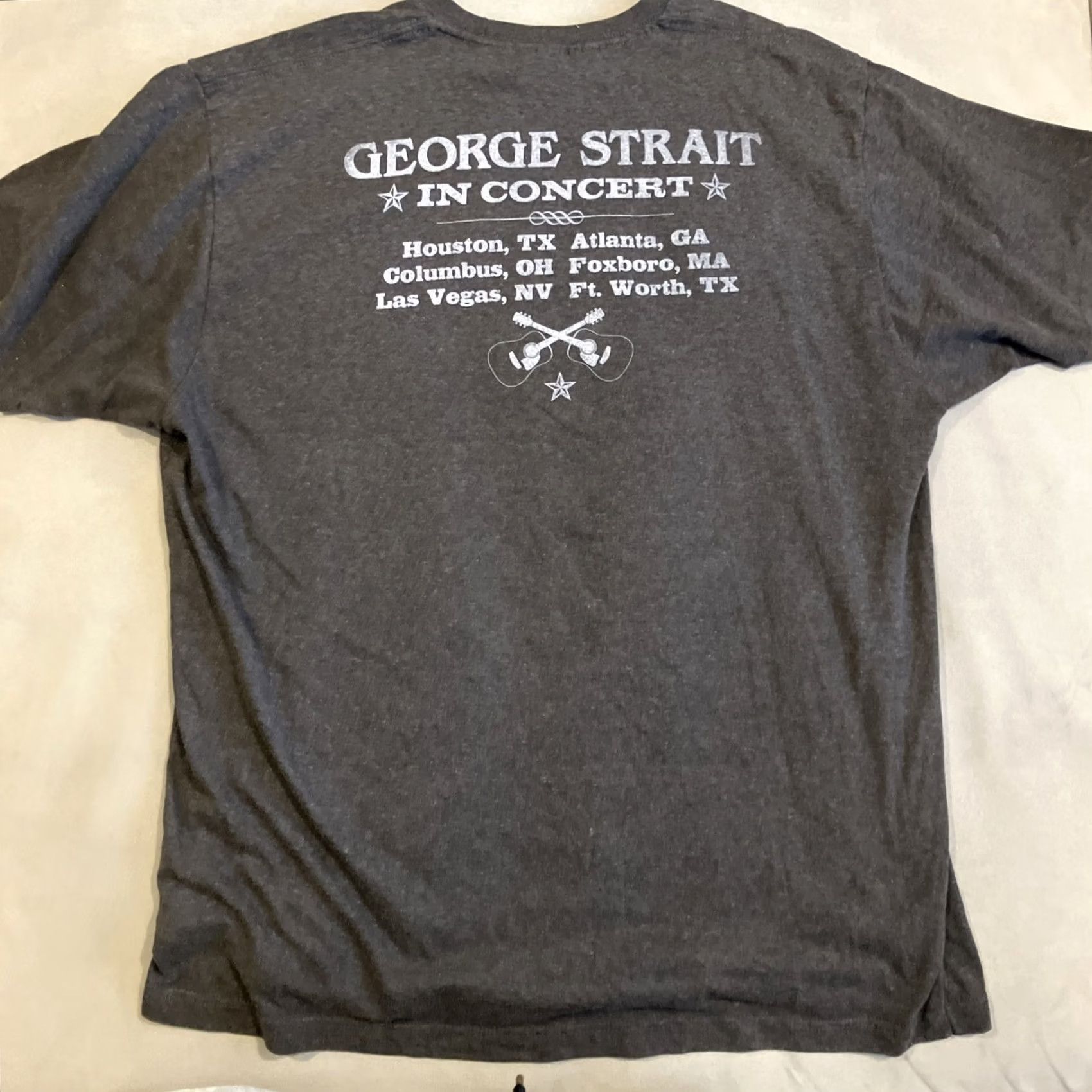 Tultex George Strait In Concert T-Shirt - Double Sided - Men XL Gray Cotton Crew Neck Short Sleeve Tultex Logo Shirt Size US XL / EU 56 / 4 - 4 Thumbnail