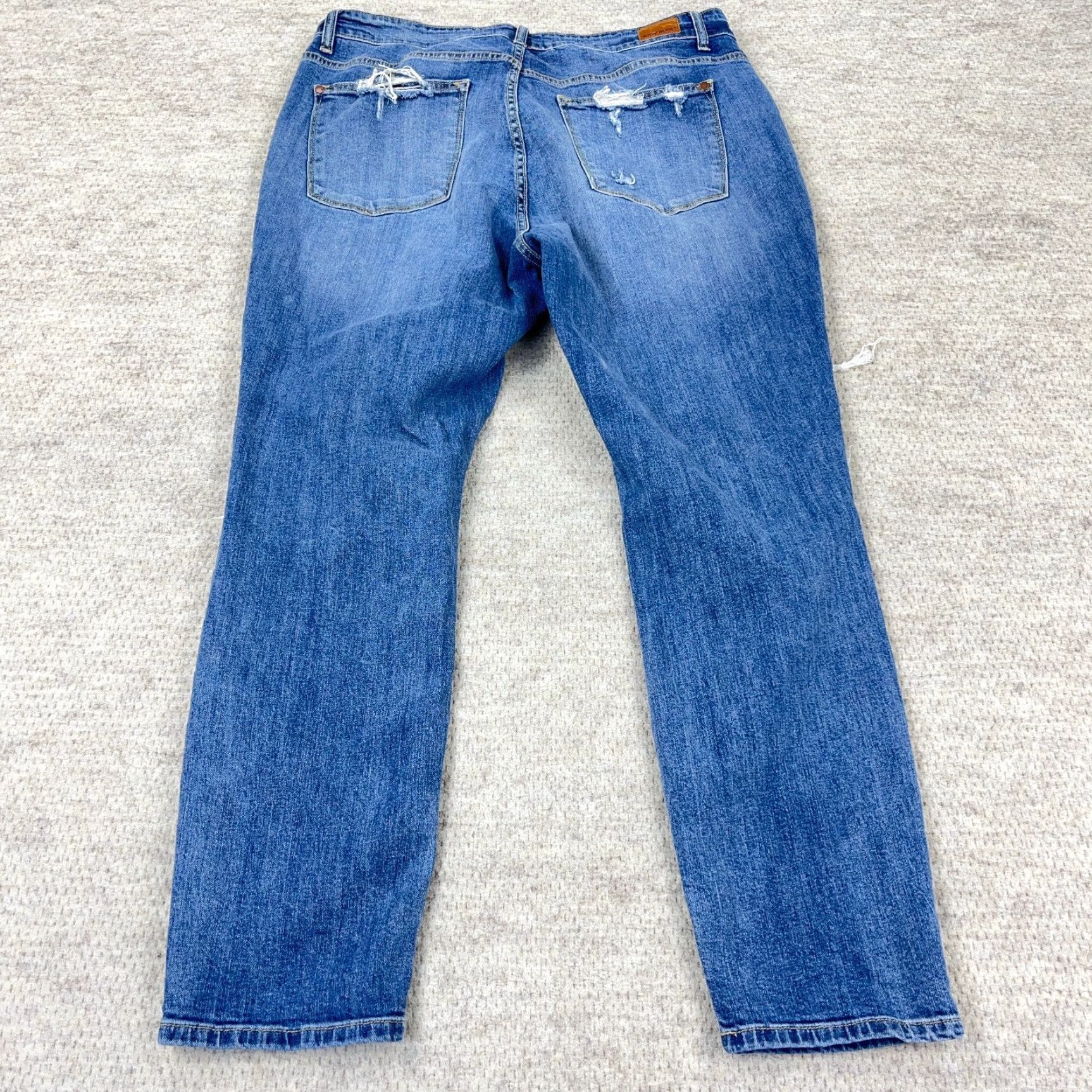 Vintage Judy Blue Jeans Women 16W Boyfriend Fit Straight Leg Med Wash Faded Holes Size 38" / US 16 / IT 52 - 2 Thumbnail