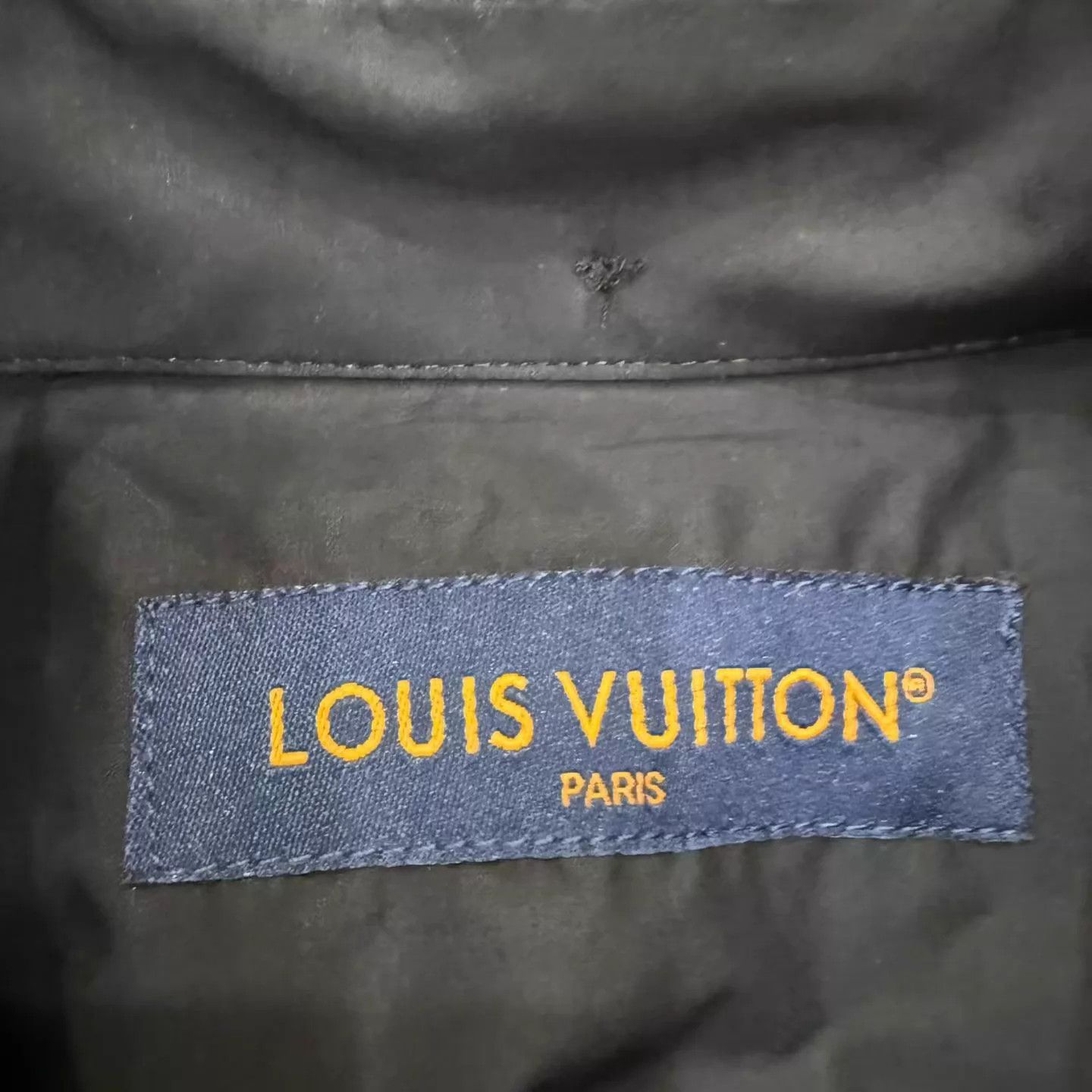 Louis Vuitton LV Runway Black Layered Collar Shirt L Size US L / EU 52-54 / 3 - 3 Thumbnail