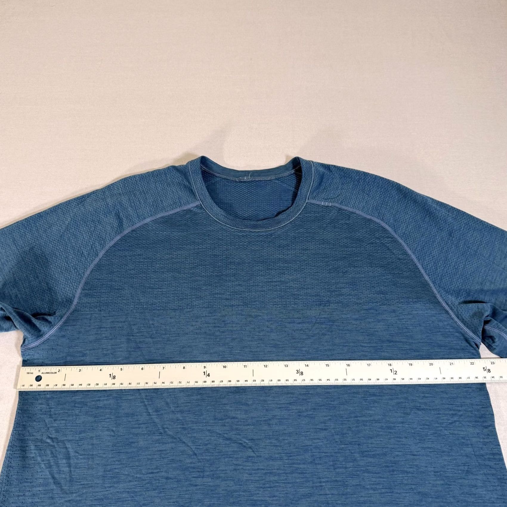 Lululemon Lululemon Mens XL Blue Metal Vent Tech Seamless Running Tee Performance Size US XL / EU 56 / 4 - 4 Thumbnail