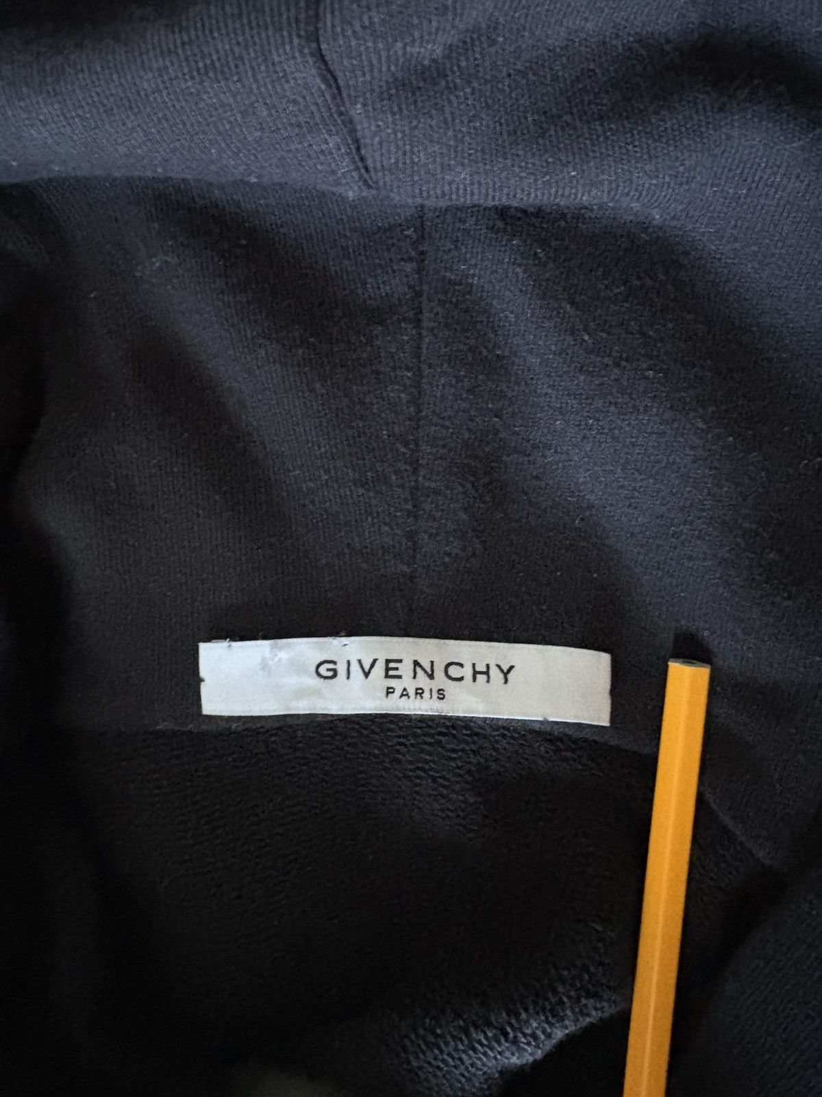 Givenchy Givenchy Distressed Logo Hoodie Size US L / EU 52-54 / 3 - 5 Thumbnail