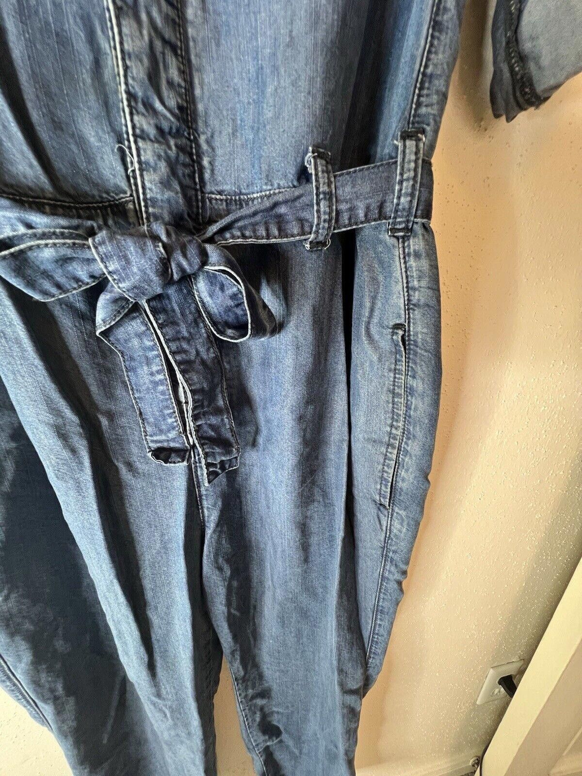 Free People FREE PEOPLE Lou Imperial Blue Denim Long Sleeve Jumpsuit Size 27" / US 4 / IT 40 - 4 Thumbnail