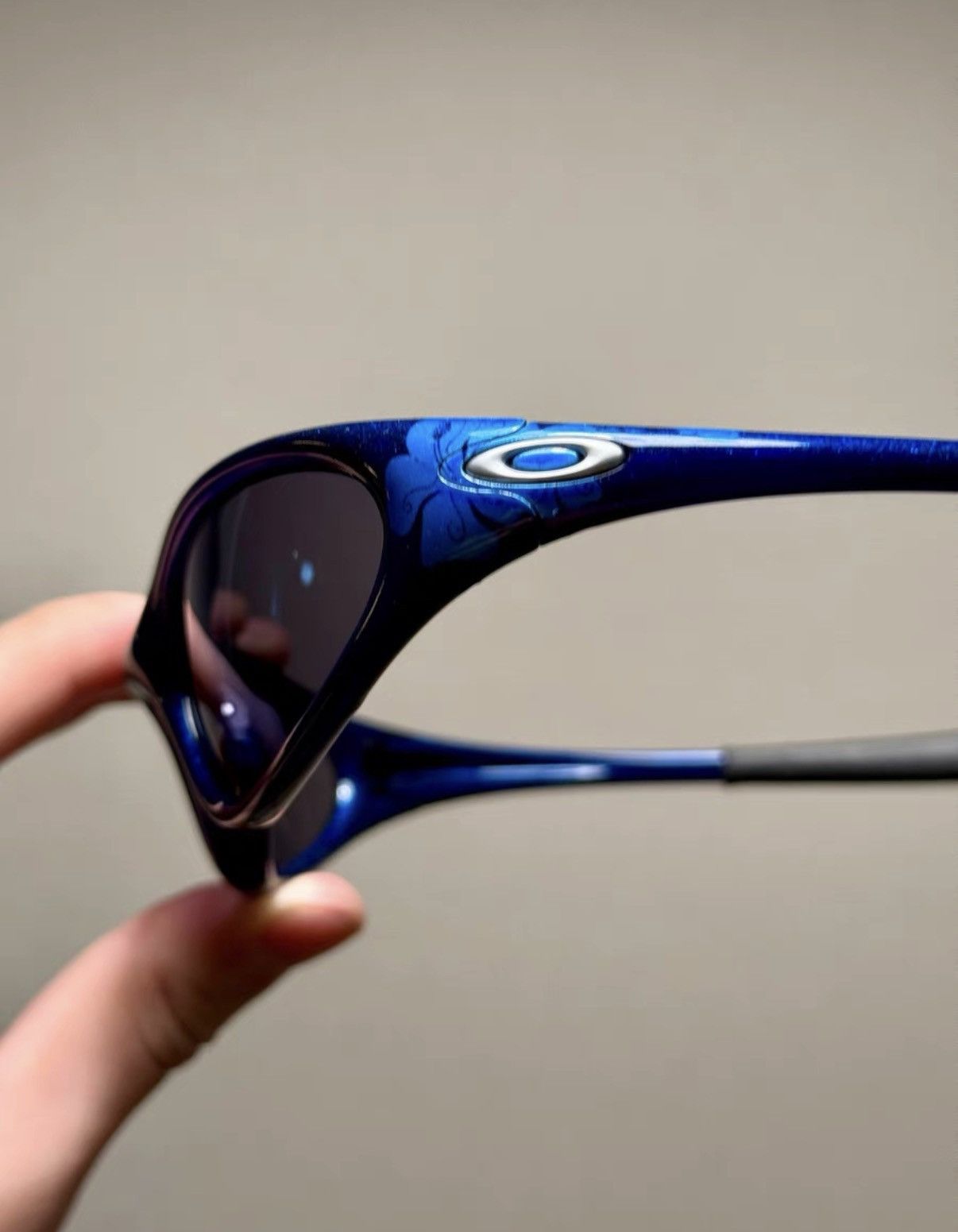Oakley Oakley Minute Blue Citrus Floral Sports Sunglasses K24 Size ONE SIZE - 2 Thumbnail