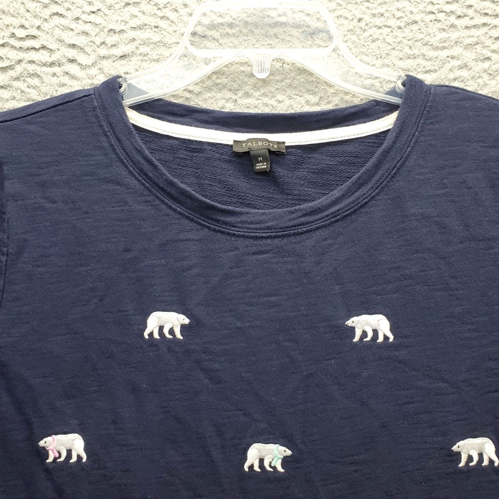 Talbots Talbots Sweatshirt Womens M Navy Knit Embroidered Polar Bear Side Slit Pullover Shirt Womens Size M Navy Embroidered Polar Bear Casual Pullover Size M / US 6-8 / IT 42-44 - 5 Thumbnail