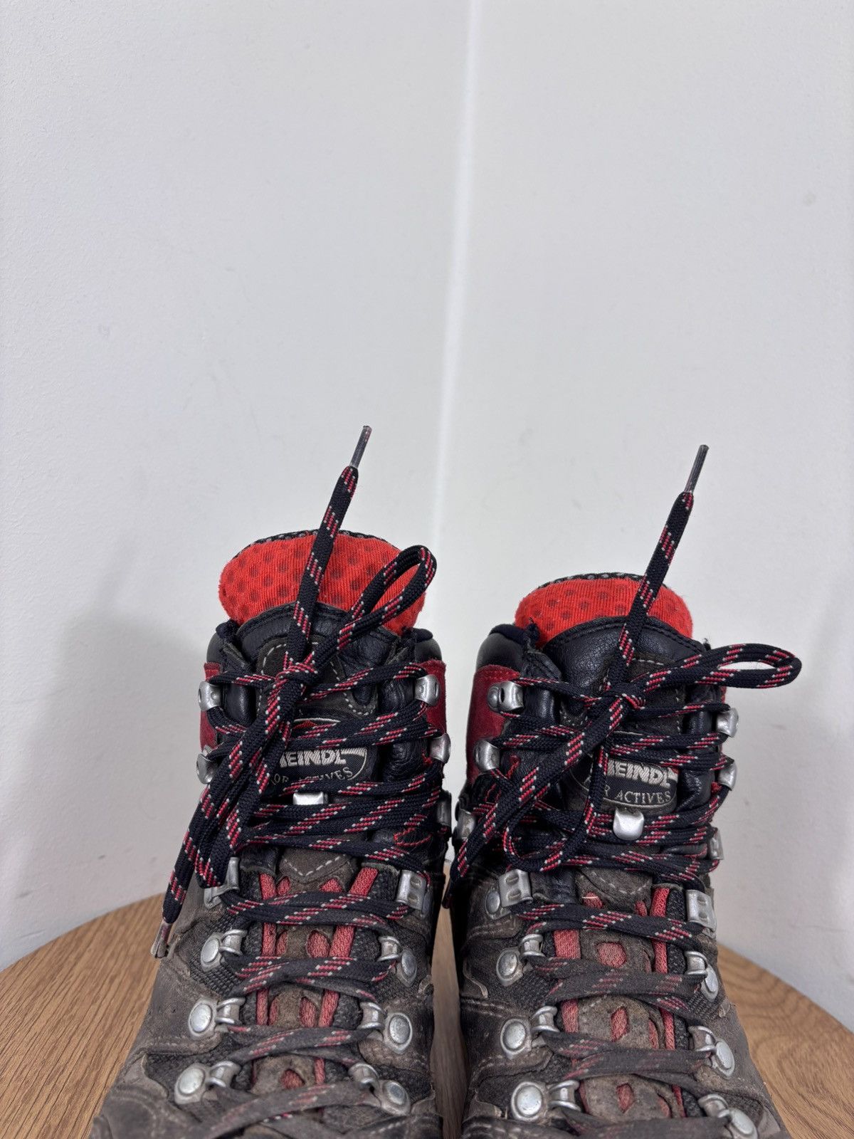 Other Meindl Air Revolution Women’s Gore-Tex Hiking Boots Size US 8.5 / IT 38.5 - 7 Thumbnail