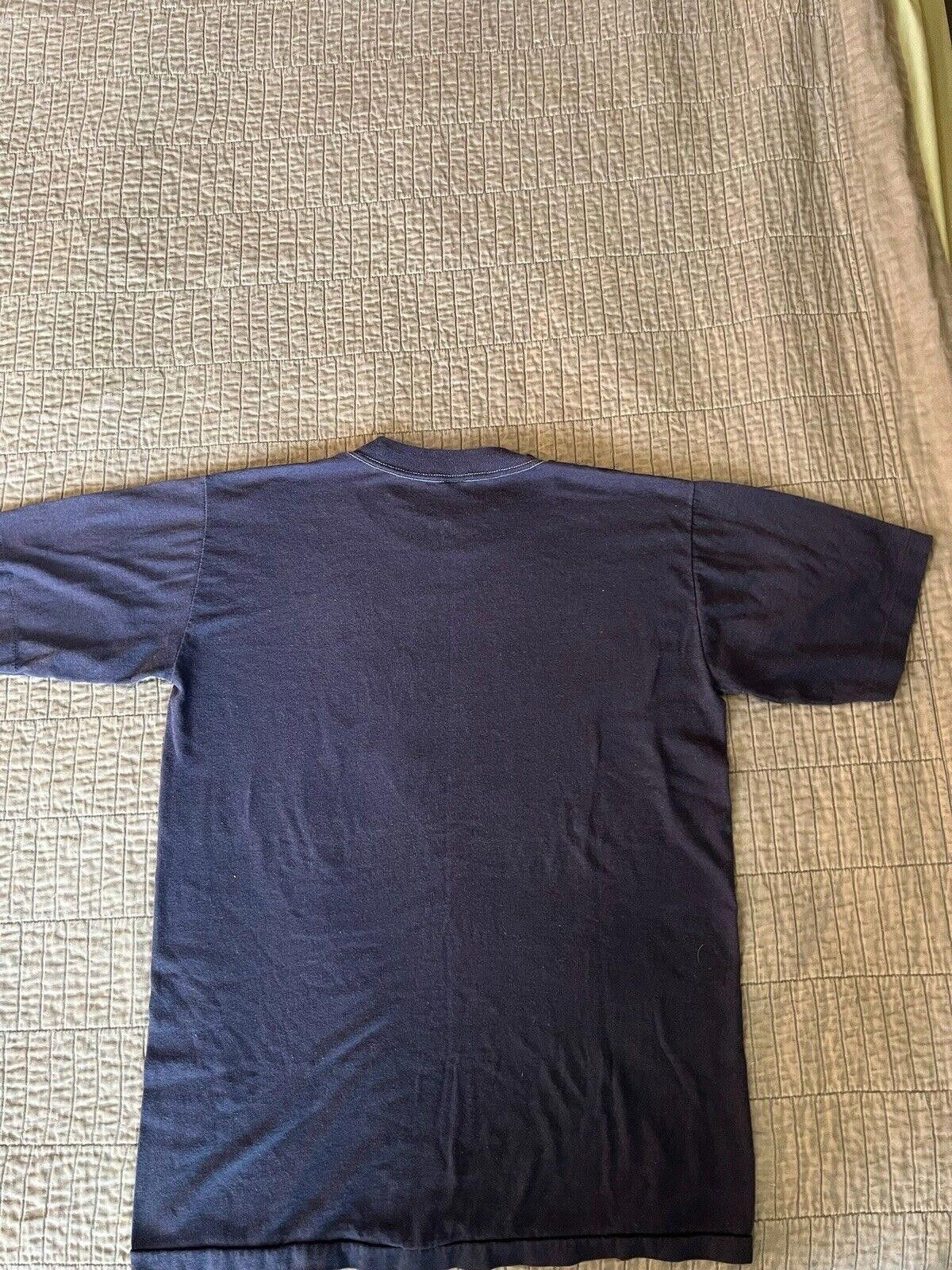 Designer Sportsman Single Stitch Outdoor School 1981 Blue Shirt Sz L Size US L / EU 52-54 / 3 - 2 Thumbnail