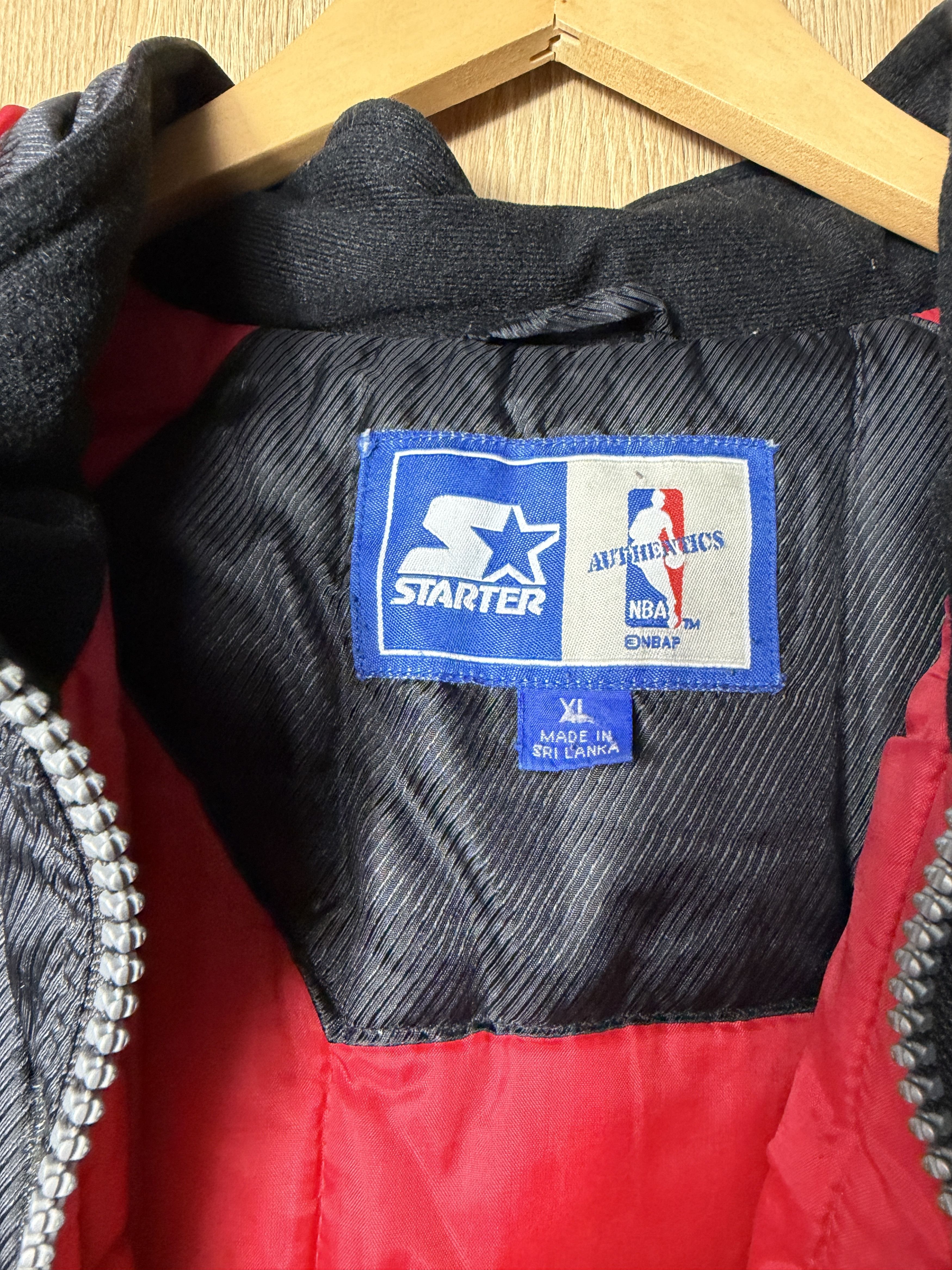 Starter Starter red bull jacket NBA Size US XL / EU 56 / 4 - 11 Thumbnail