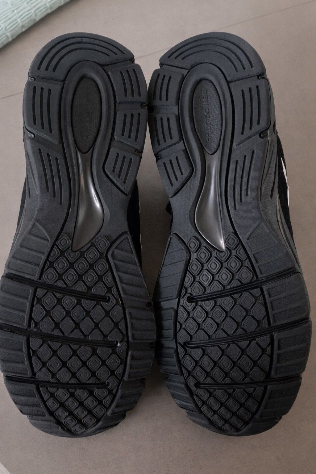 New Balance New Balance jfg joe freshgoods black and white 990v4 Size US 10.5 / EU 43-44 - 2 Thumbnail