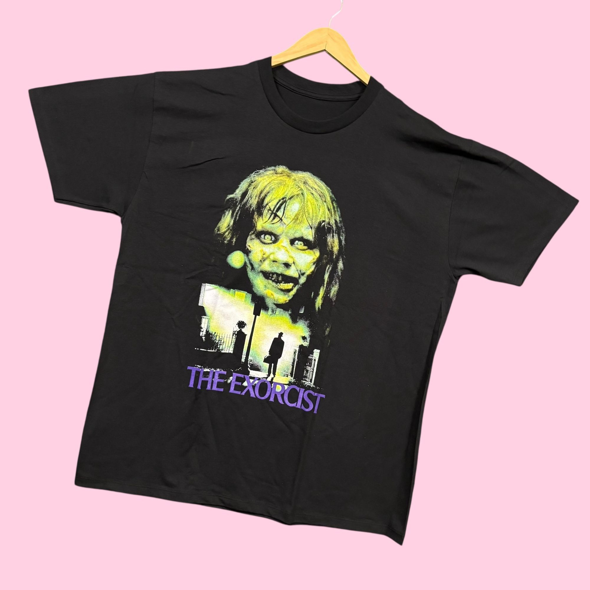 Universal Studios The Exorcist Possessed Regan Horror Movie Poster Tee XL Size US XL / EU 56 / 4 - 3 Thumbnail