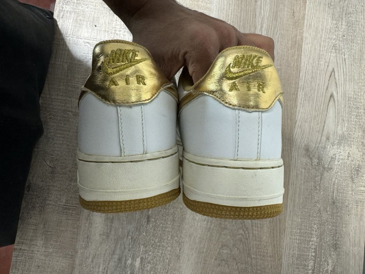 Nike Nike Air Force 1 White / Gold Size US 11.5 / EU 44-45 - 6 Thumbnail