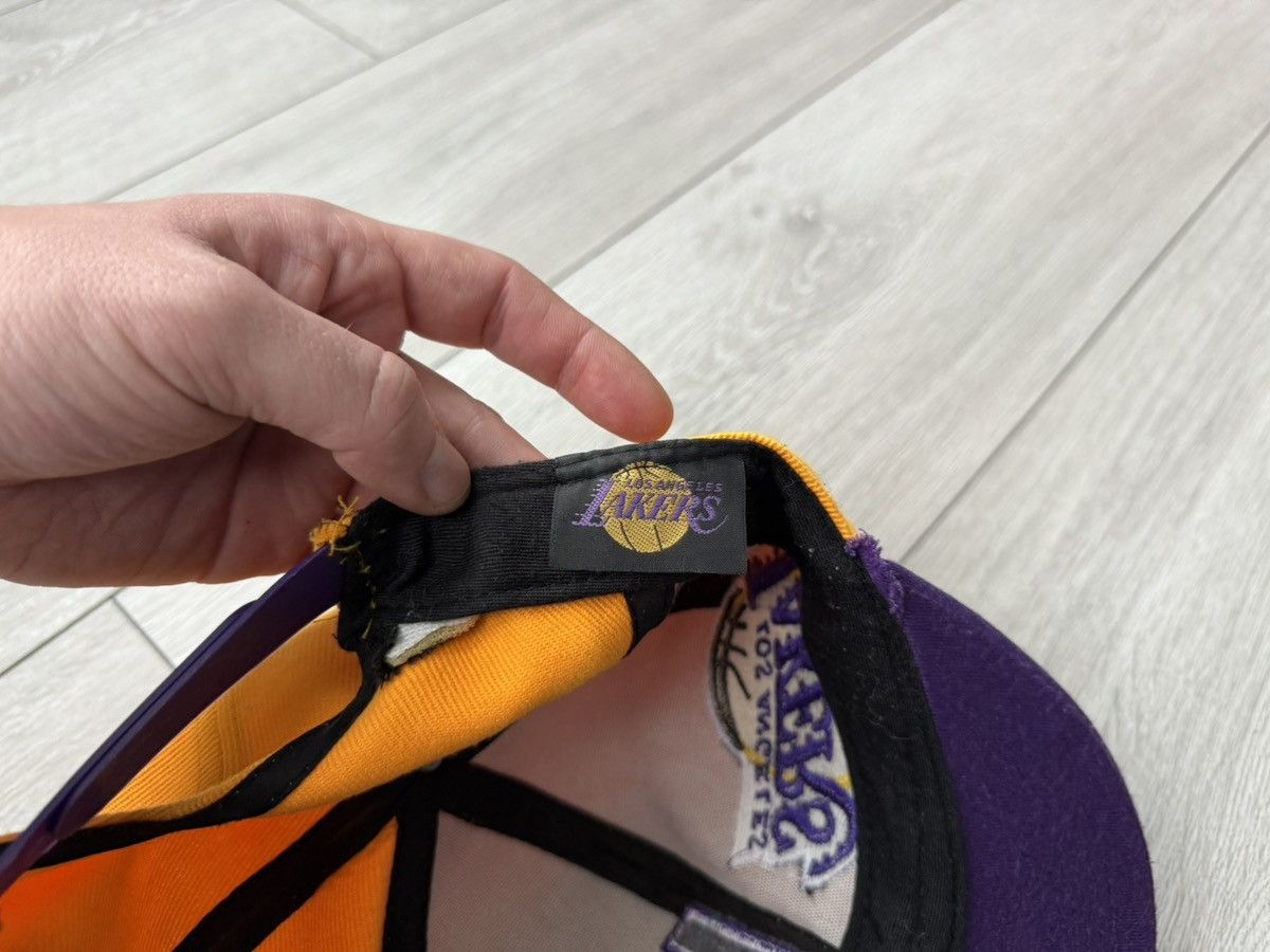 NBA 90s Vintage Lakers Cap Size ONE SIZE - 9 Thumbnail