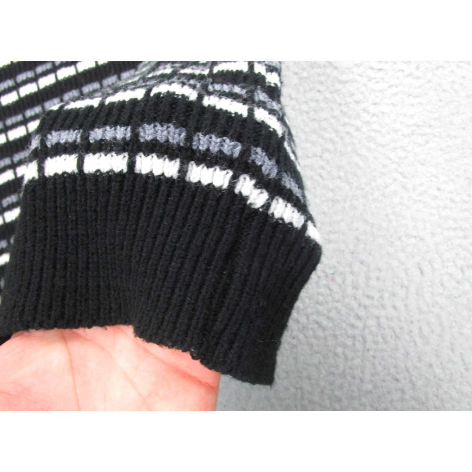 Vintage VINTAGE Towncraft Sweater Vest Mens M Black Striped Knit Acrylic 60s JC Penney Shirt Vest Mens M Black Striped Knit Acrylic Size US M / EU 48-50 / 2 - 6 Thumbnail