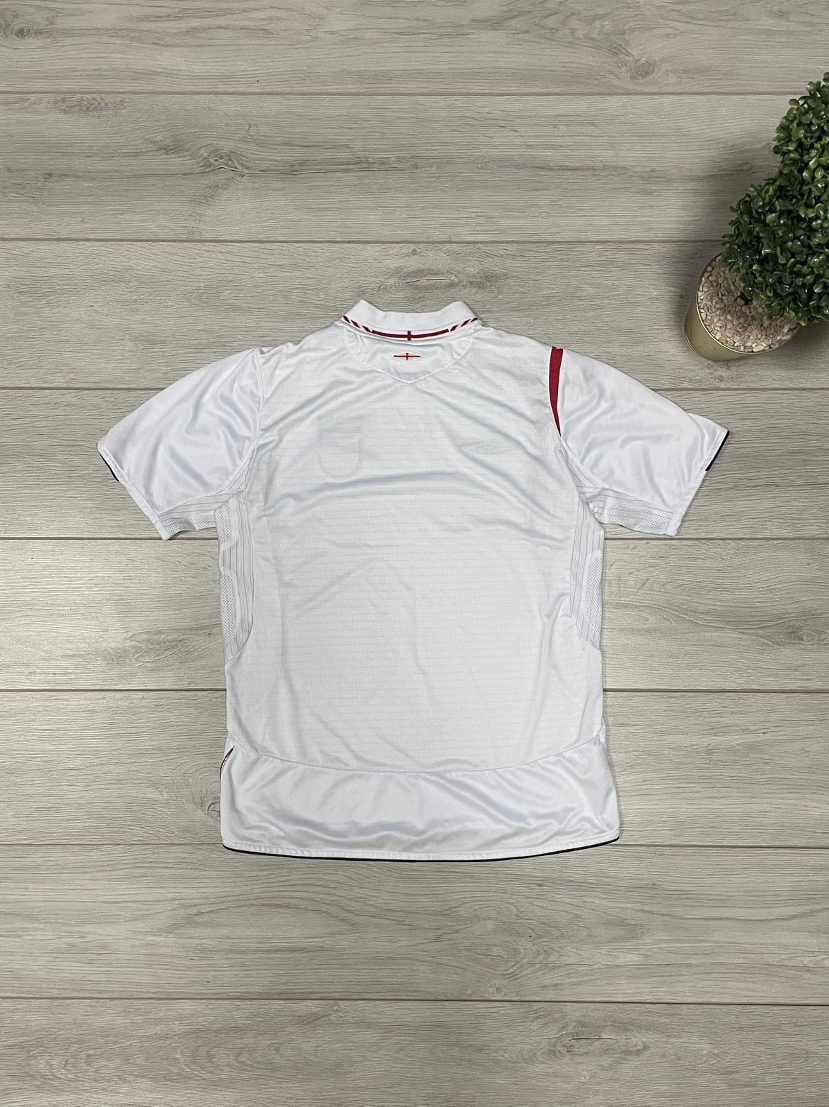 Umbro England Umbro vintage drill jersey soccer football Size US M / EU 48-50 / 2 - 9 Thumbnail