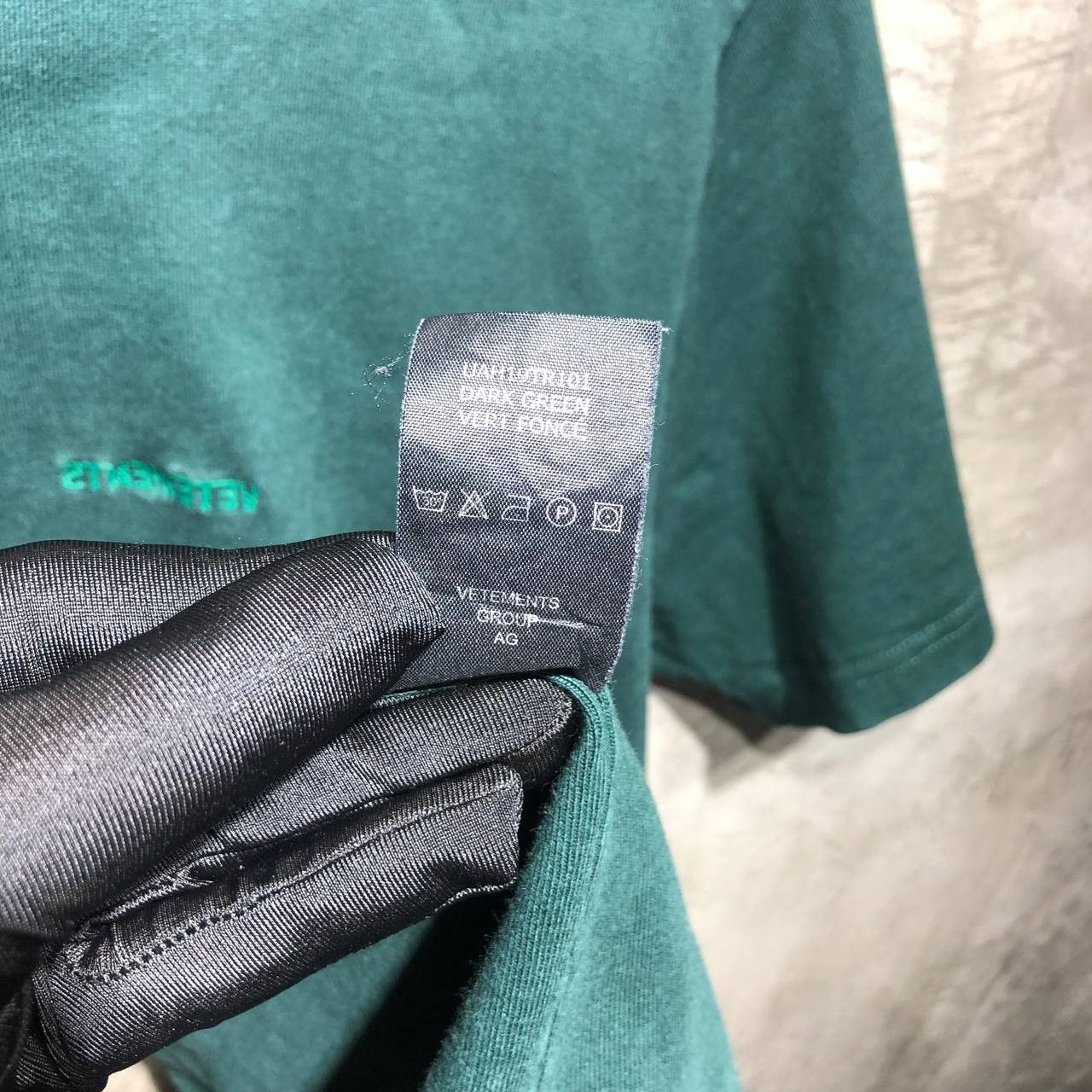 Vetements Vetements Cut and Sew tee Size US S / EU 44-46 / 1 - 13 Thumbnail