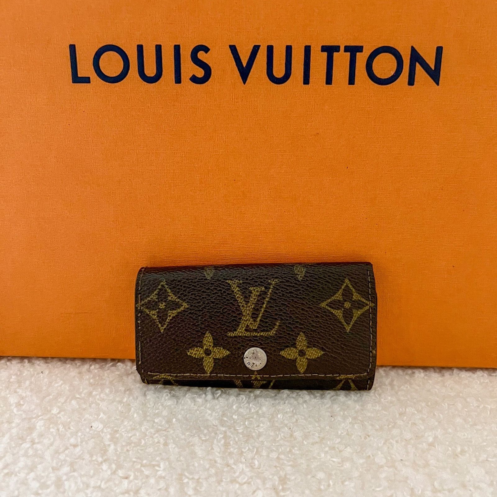 Louis Vuitton Louis Vuitton Monogram Multicles 4 Key Holder 882 RA Size ONE SIZE - 1 Thumbnail