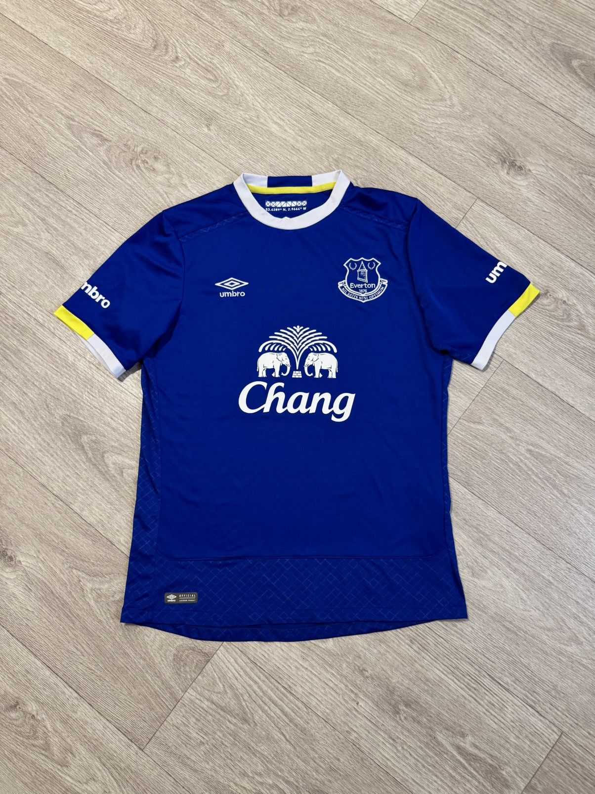 Umbro 🔷Umbro Everton 2016/17 Soccer jersey🔷 Size US M / EU 48-50 / 2 - 1 Thumbnail