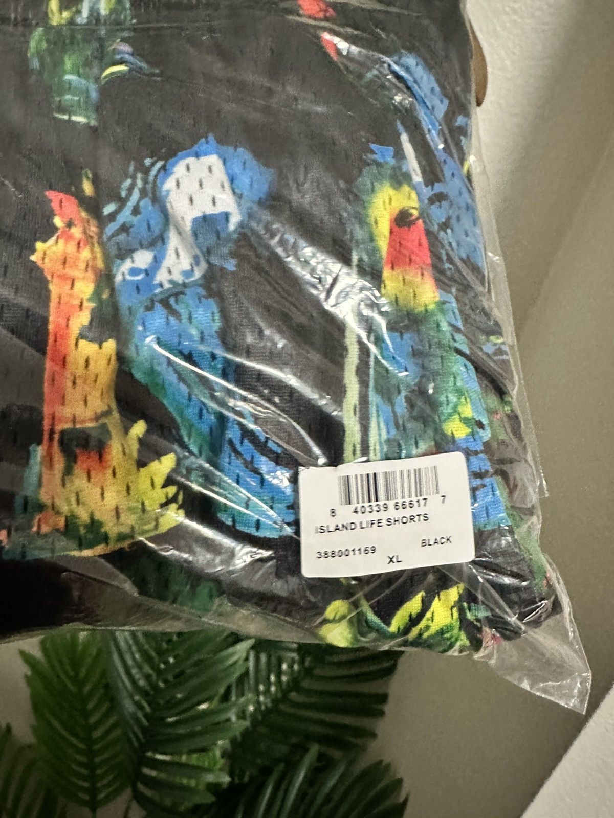 Market Market island life shorts. Size US 36 / EU 52 - 5 Thumbnail