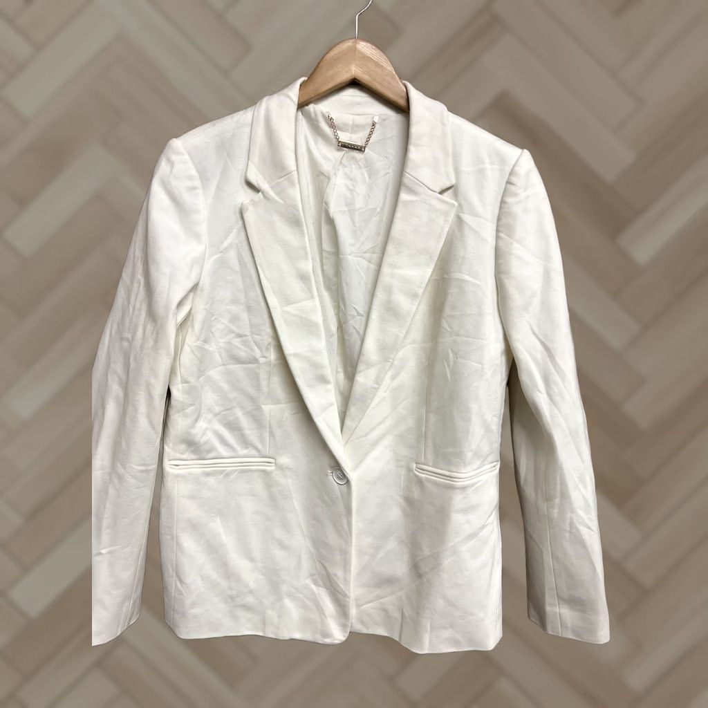 Vintage Tahari Womens White Long Sleeve Blazer Size 10 Rayon Nylon Size L / US 10 / IT 46 - 1 Thumbnail