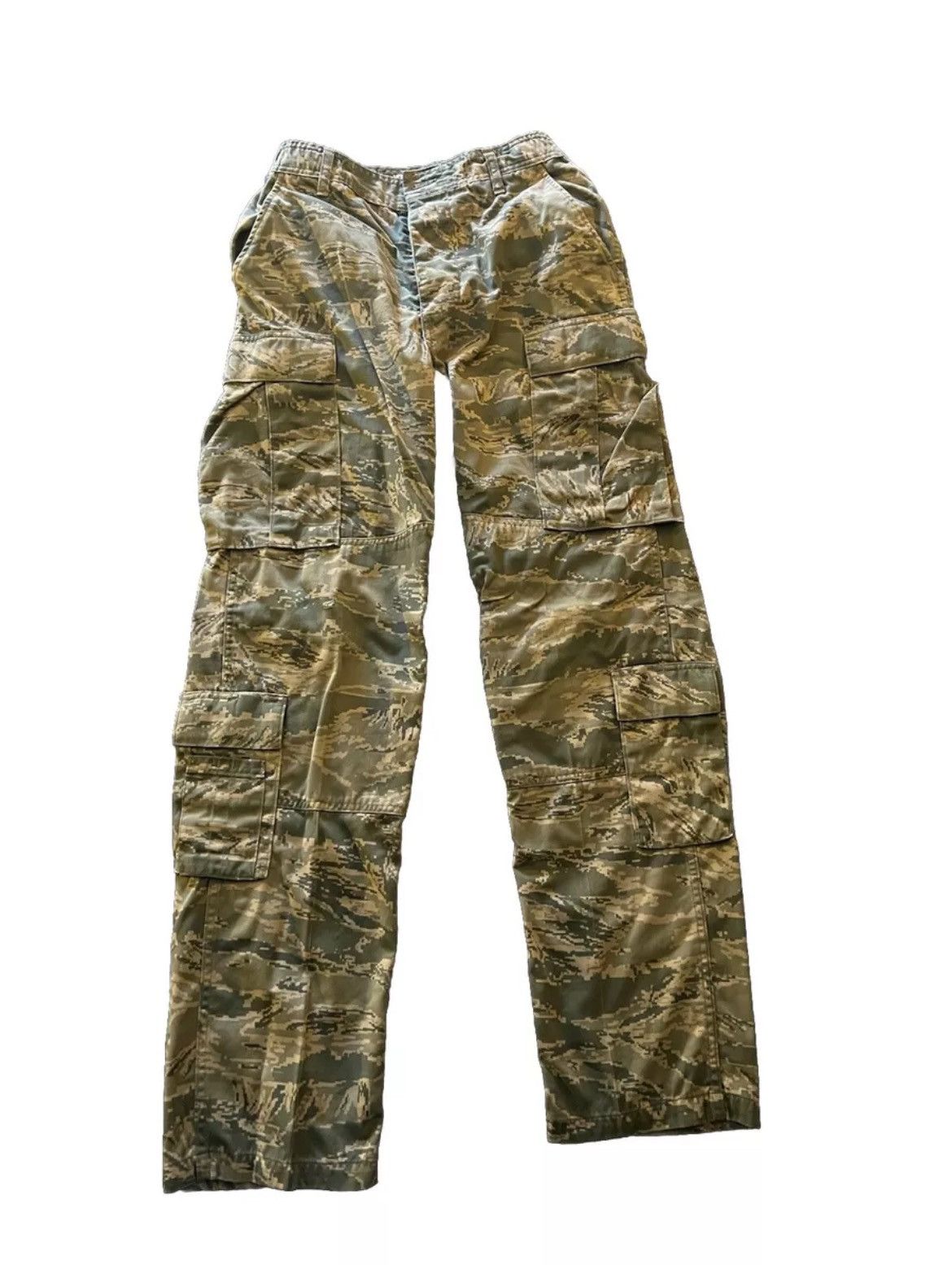 Vintage Vintage Men’s US Air Force Camo Cargo Pants 30R Size US 30 / EU 46 - 1 Thumbnail