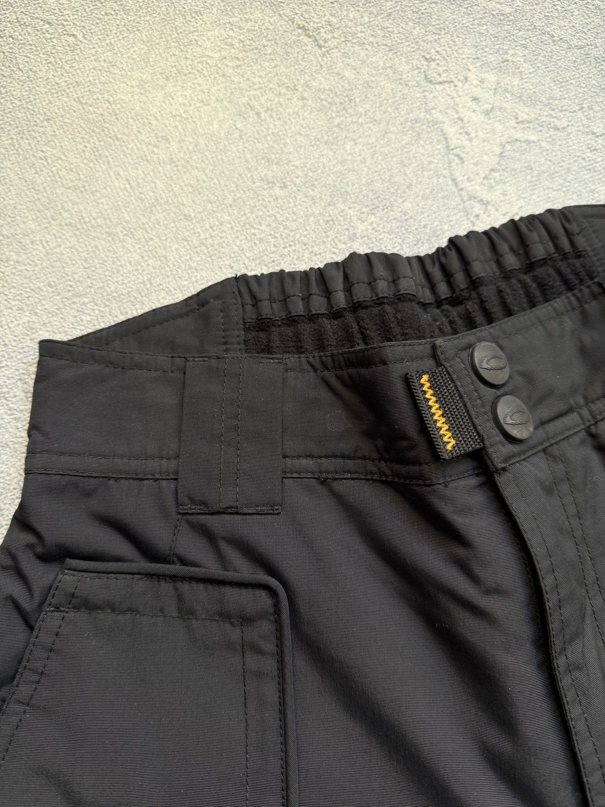 Oakley vintage 90s oakley ski pants rare gorpcore streetwear Size US 32 / EU 48 - 6 Thumbnail