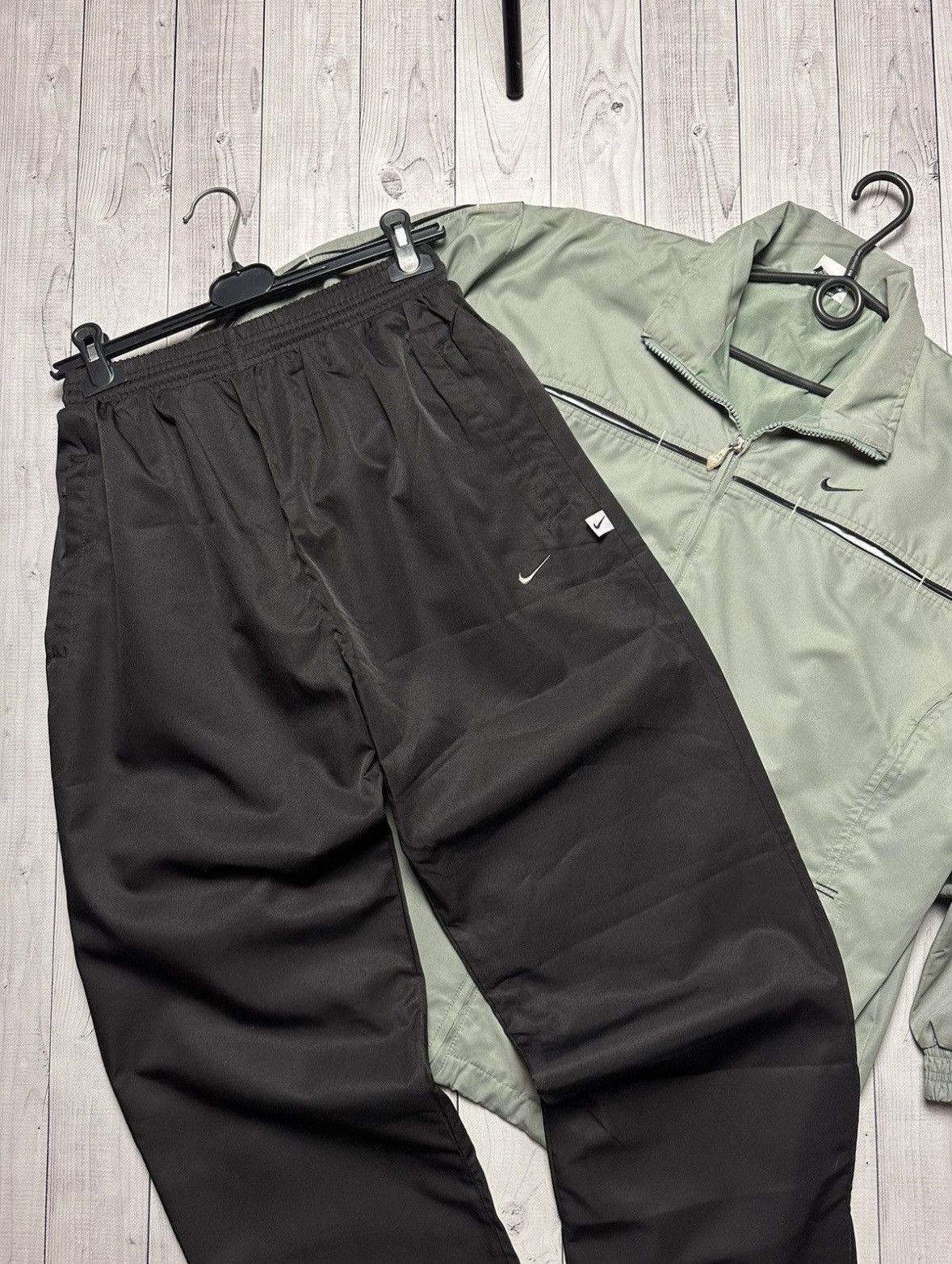 Nike × Vintage Vintage Nike track suit logo green rare size L drill pants Size US L / EU 52-54 / 3 - 2 Thumbnail