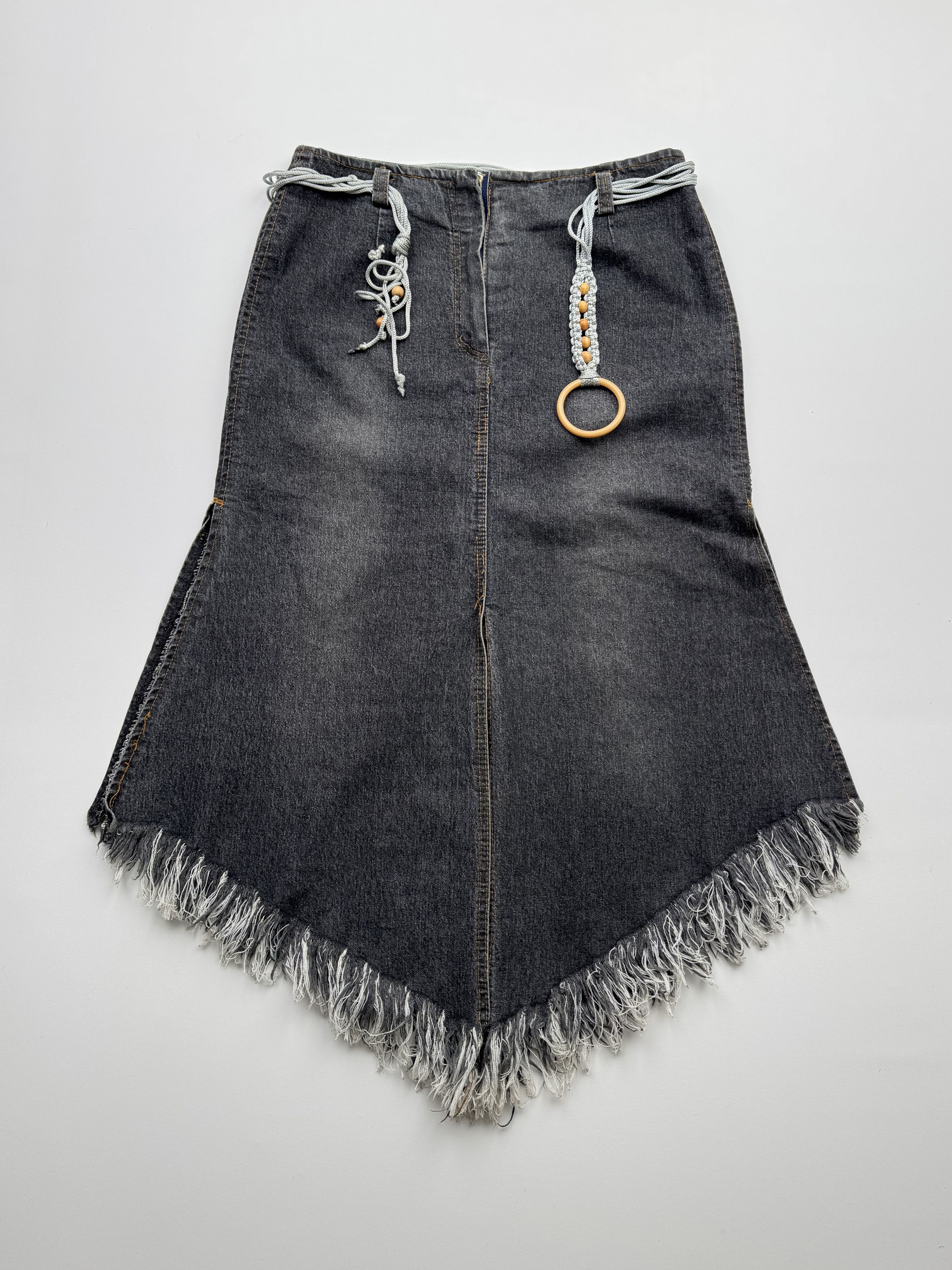 Vintage Vintage Denim Skirt With Belt B121(V430)E2 Size 27" / US 4 / IT 40 - 1 Thumbnail