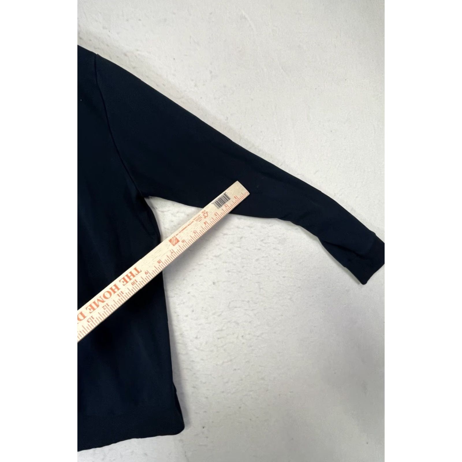 TravisMathew Travis Mathew Golf Hoodie Black 1/4 Zip Pullover Men M Size Arm Logo Pic Shirt Size US M / EU 48-50 / 2 - 6 Thumbnail