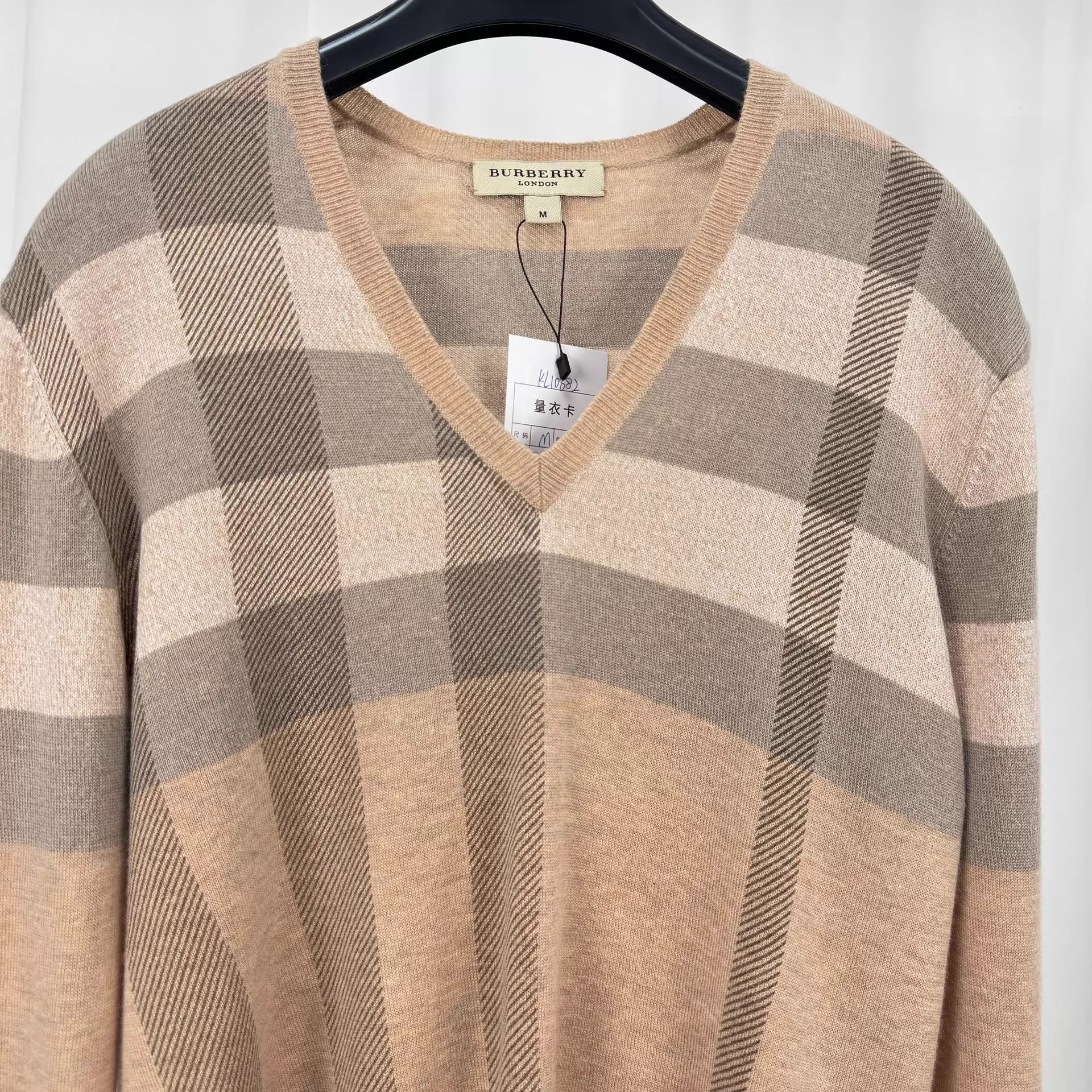 Burberry Burberry Check Wool Knit Sweater M Mint Unstitched Cuffs Size M / US 6-8 / IT 42-44 - 3 Thumbnail
