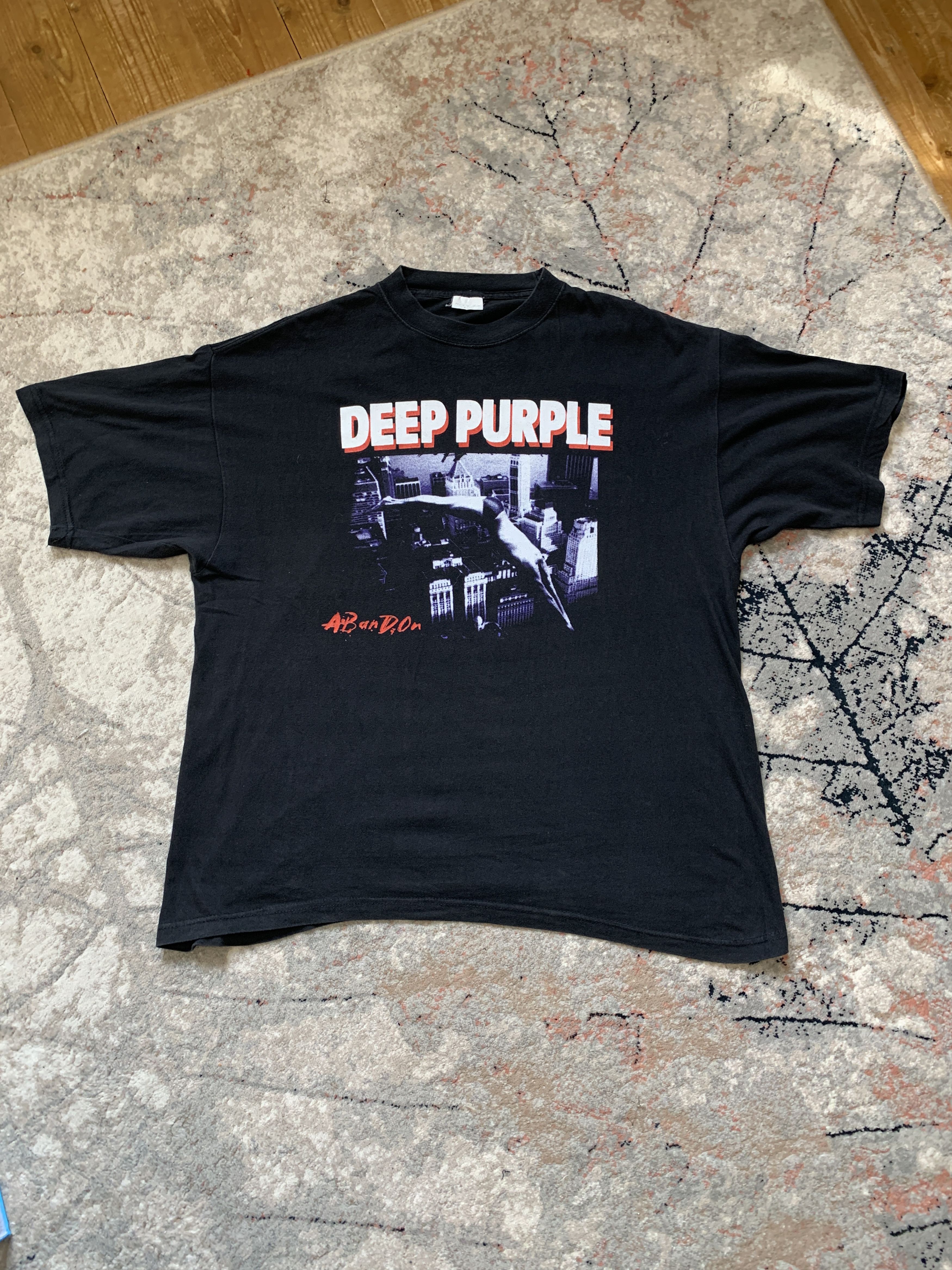 Band Tees Vintage Deep Purple A Band On Tee Size US XL / EU 56 / 4 - 1 Thumbnail