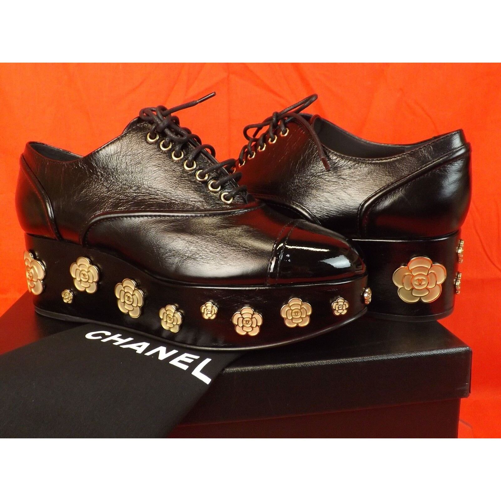 Chanel BLACK LEATHER CAMELLIA CC PLATFORM CAP TOE OXFORDS 39 Size US 8 / IT 38 - 7 Thumbnail